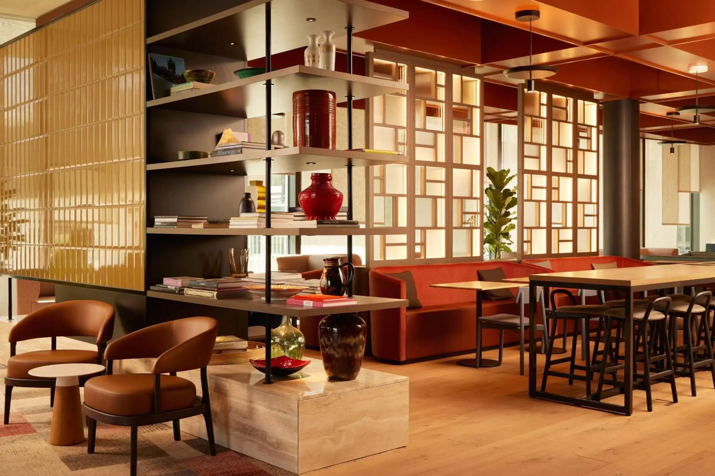 Lobby or reception, Lounge/Bar in Adina Apartment Hotel Geneva
