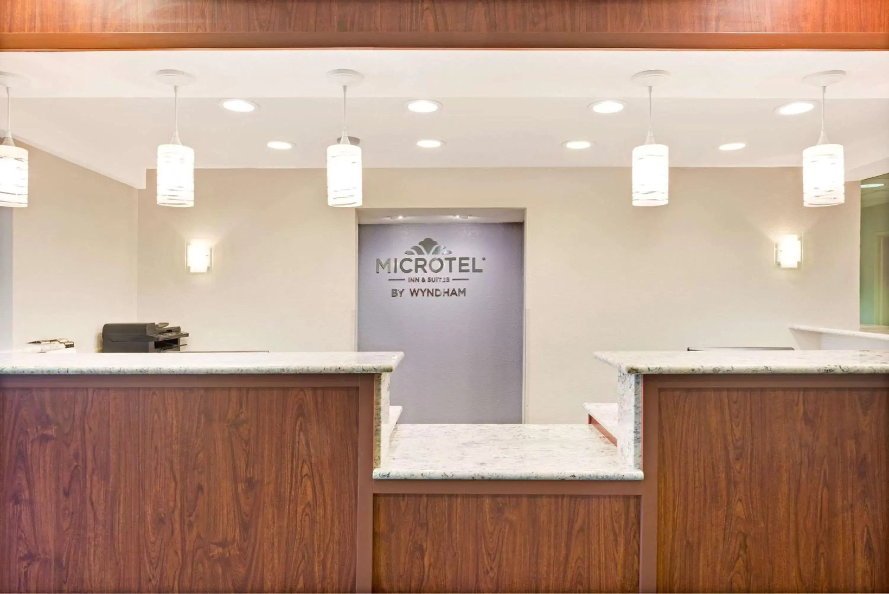 Lobby or reception, Lobby/Reception in Microtel Inn & Suites Urbandale
