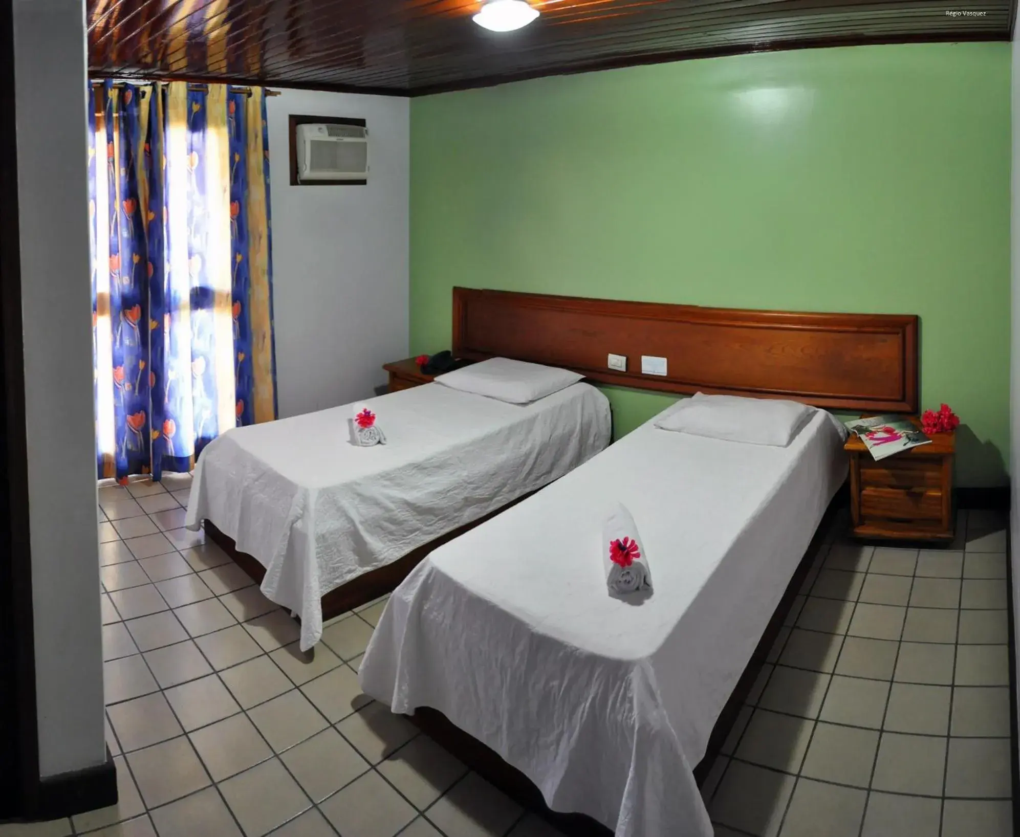 Bedroom, Bed in Oceano Porto Hotel