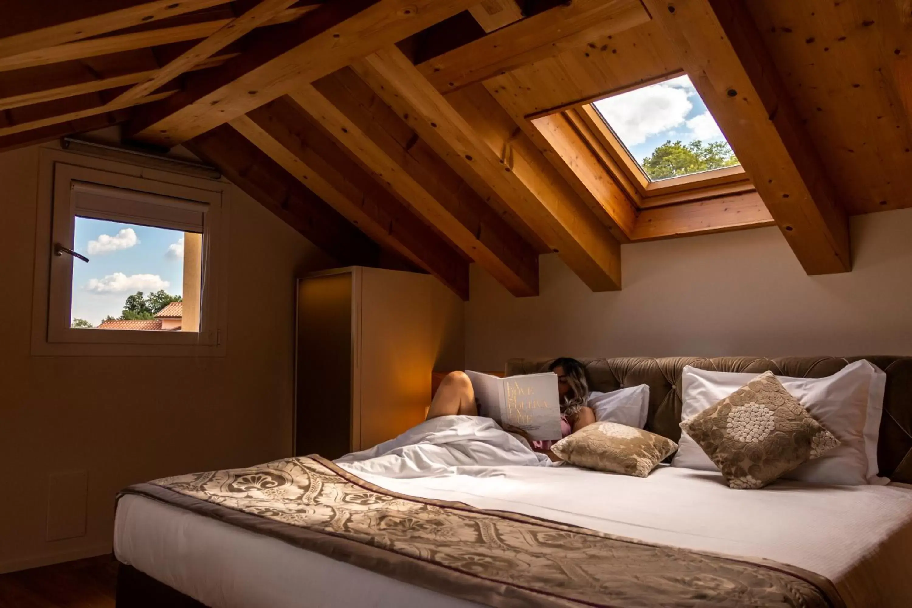 Bedroom, Bed in Villa del Poggio Prosecco Bike Hotel