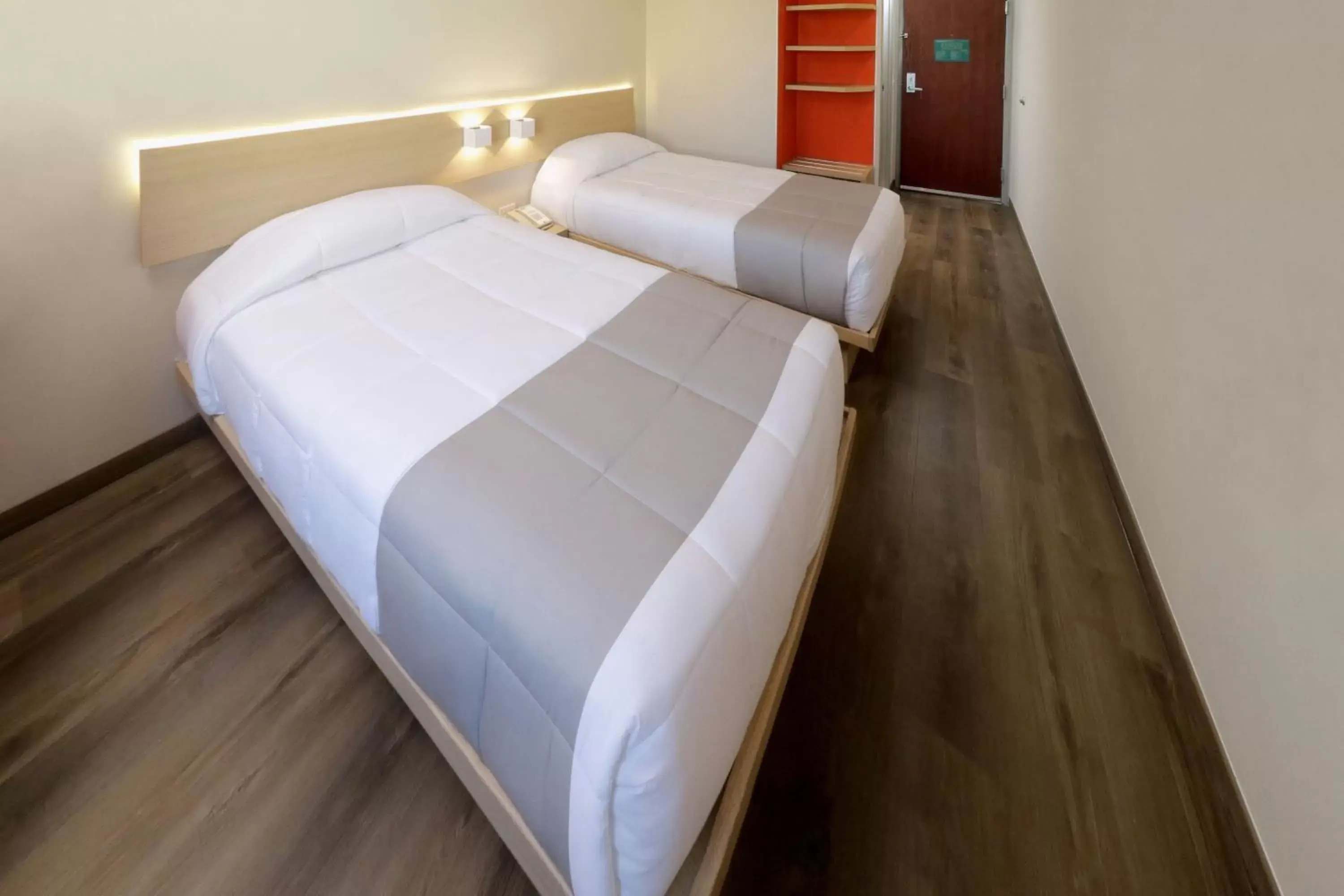 Twin Room in City Express Junior by Marriott Tijuana Otay Twin Room in City Express Junior by Marriott Tijuana Otay
