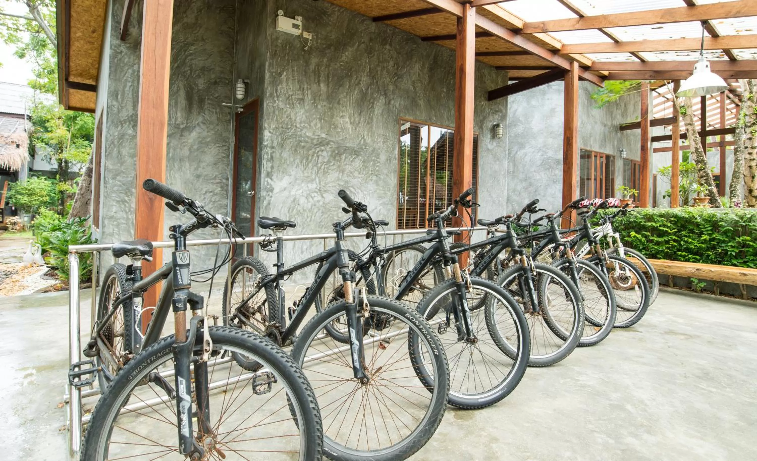 Facade/entrance in Islanda Hideaway Resort