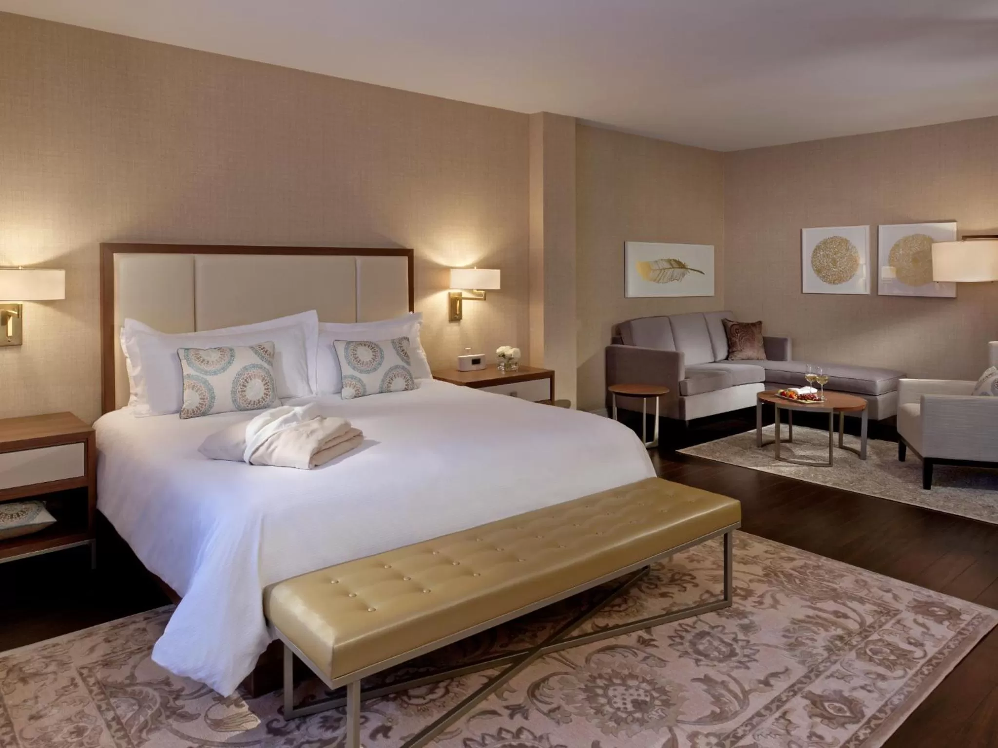 Bed in The Lord Nelson Hotel & Suites