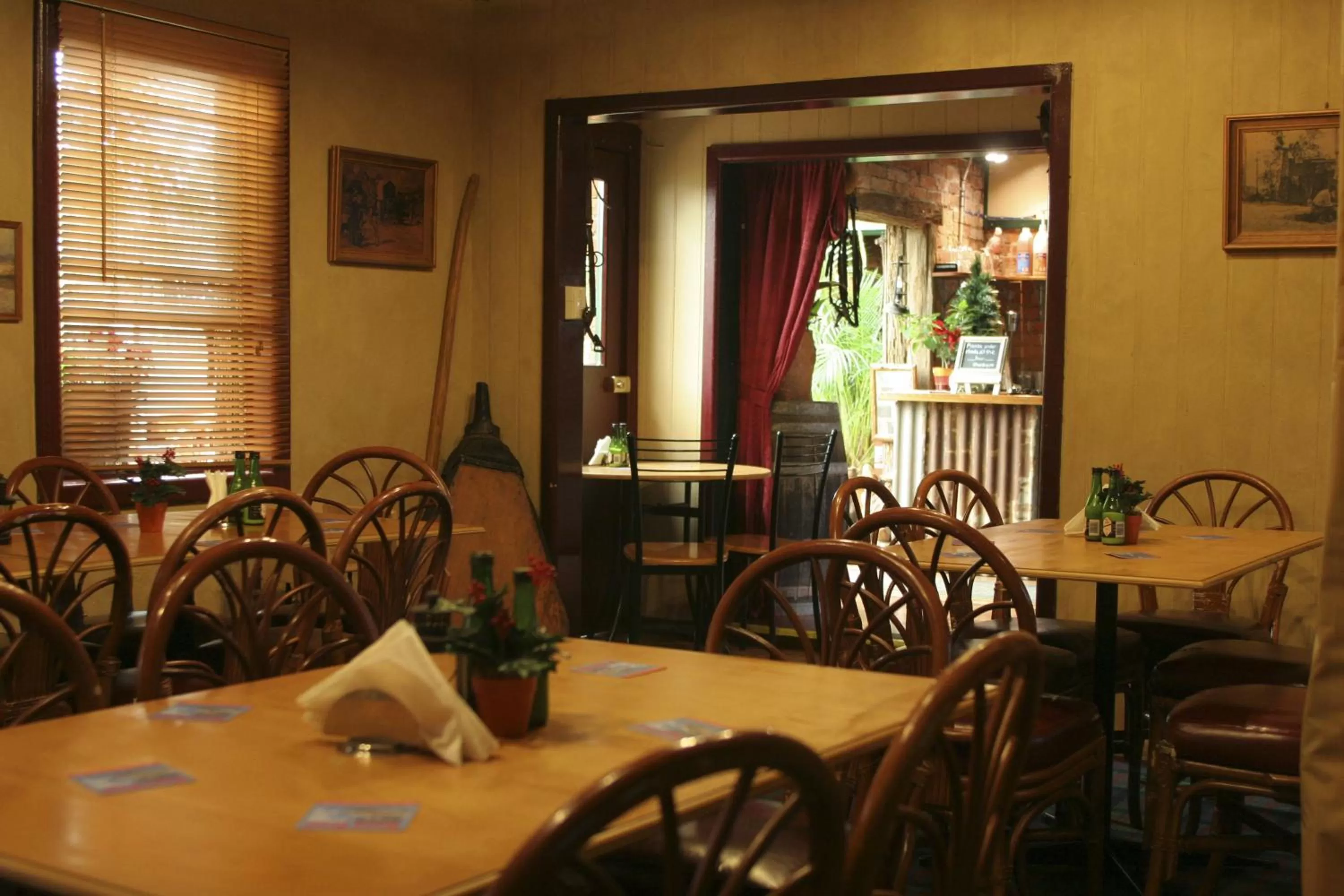 Restaurant/places to eat in Prince Of Wales Hotel Gulgong