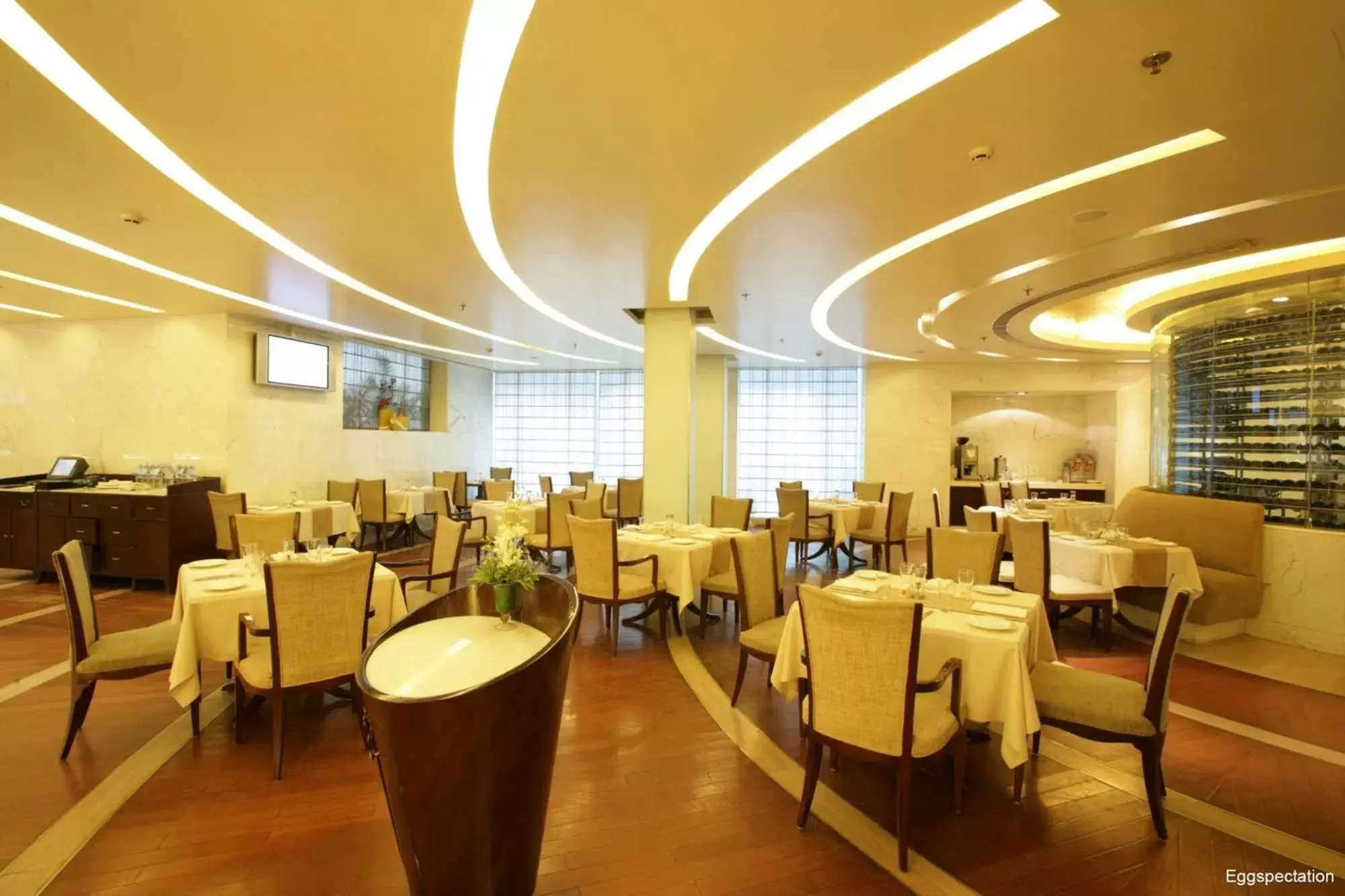 Restaurant/Places to Eat in Jaypee Siddharth Hotel