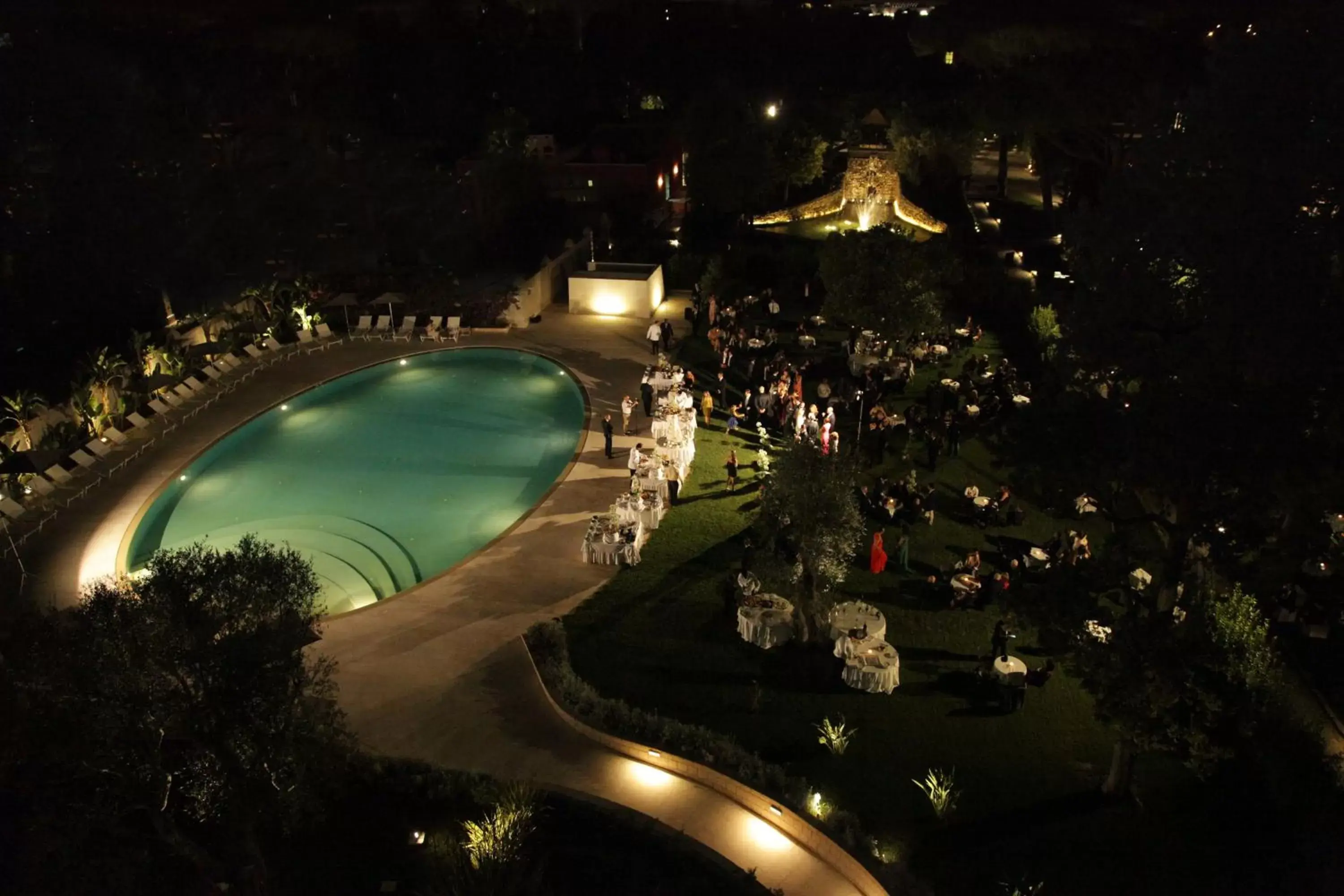 Night, Pool View in Mercure Villa Romanazzi Carducci Bari