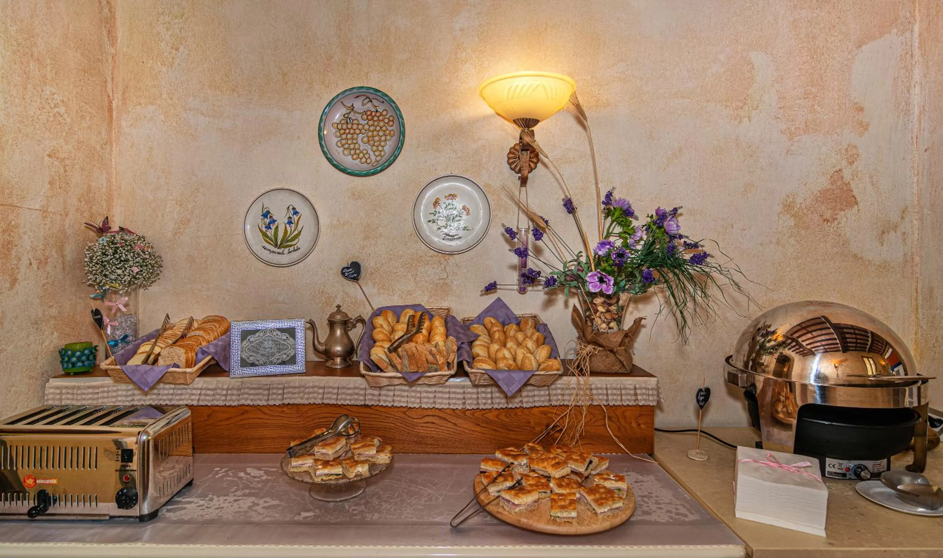 Buffet breakfast in Hotel Villa Cheli