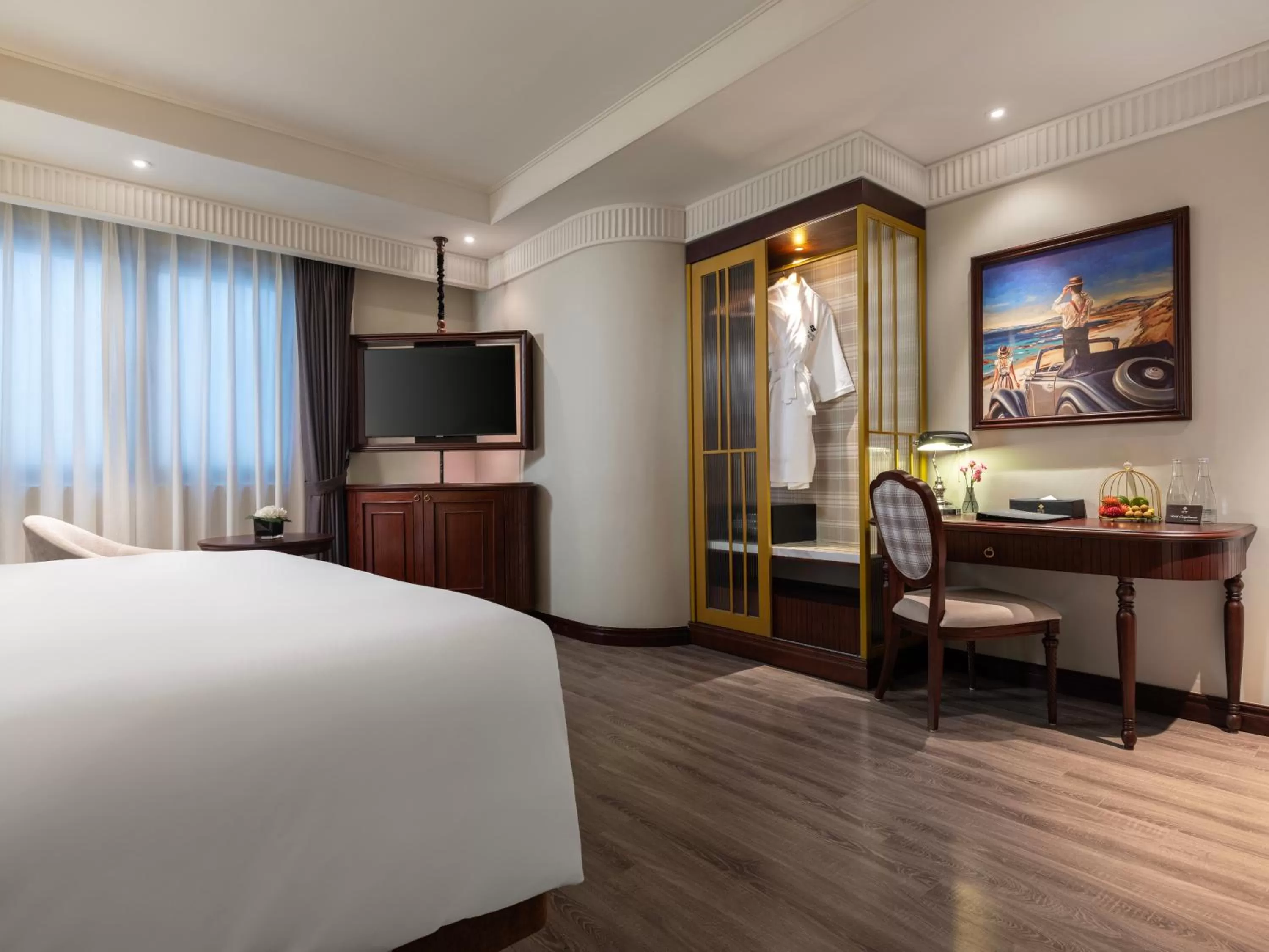 Bedroom, Bed in GRAND HOTEL du LAC Hanoi