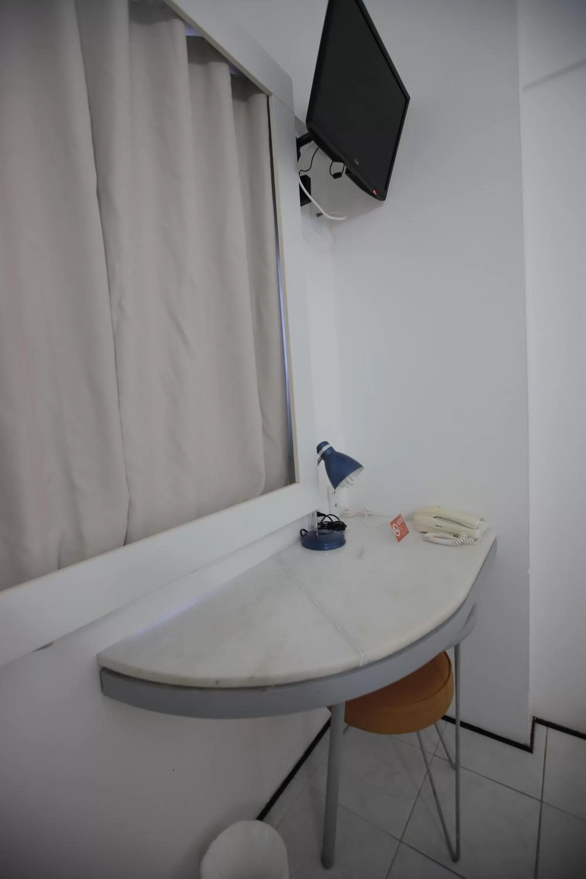 Seating area in Ibis Budget Salvador