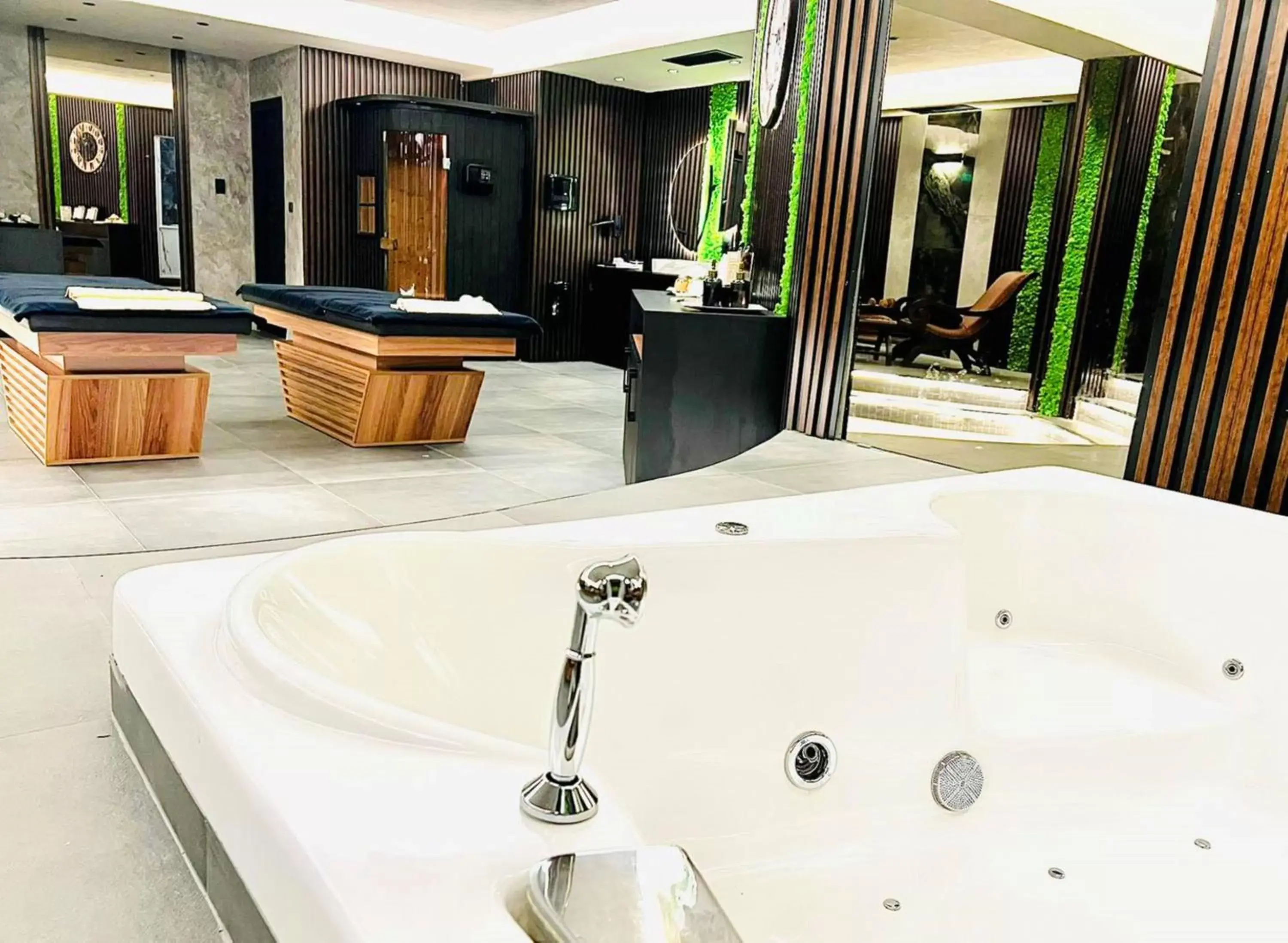 Spa and wellness centre/facilities, Bathroom in Ramada by Wyndham Sofia City Center