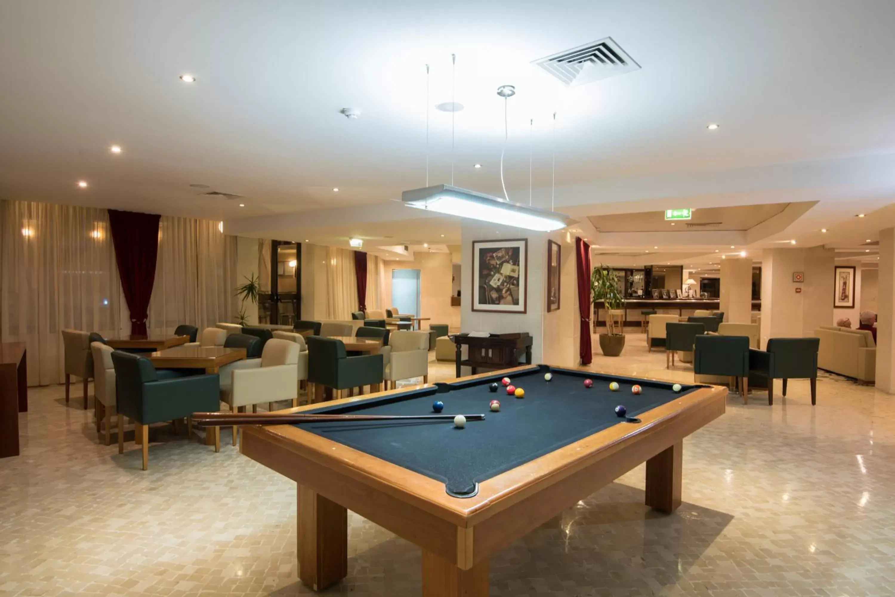 Billiards in Vila Gale Ampalius