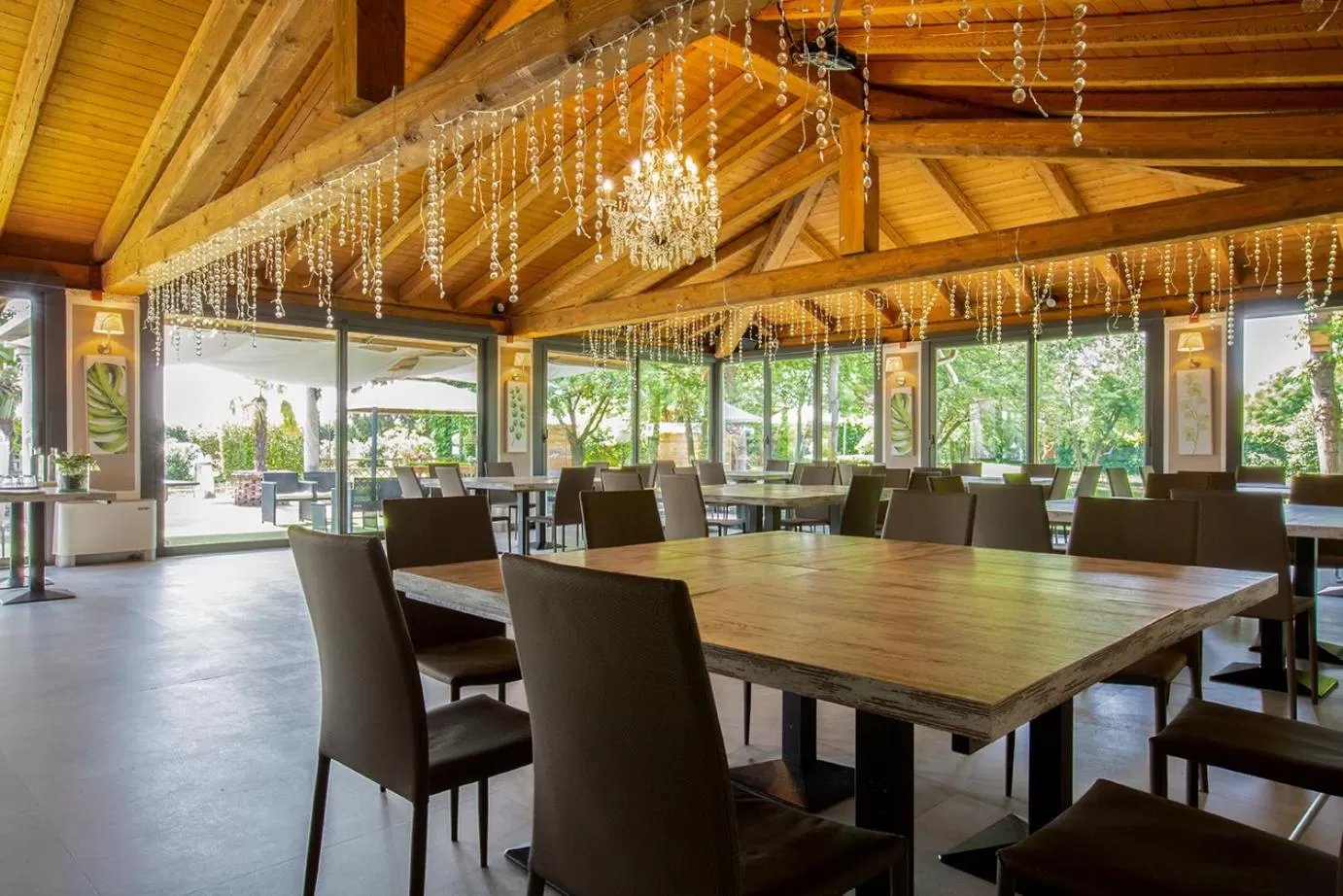 Restaurant/places to eat in La Bergamina Hotel & Restaurant