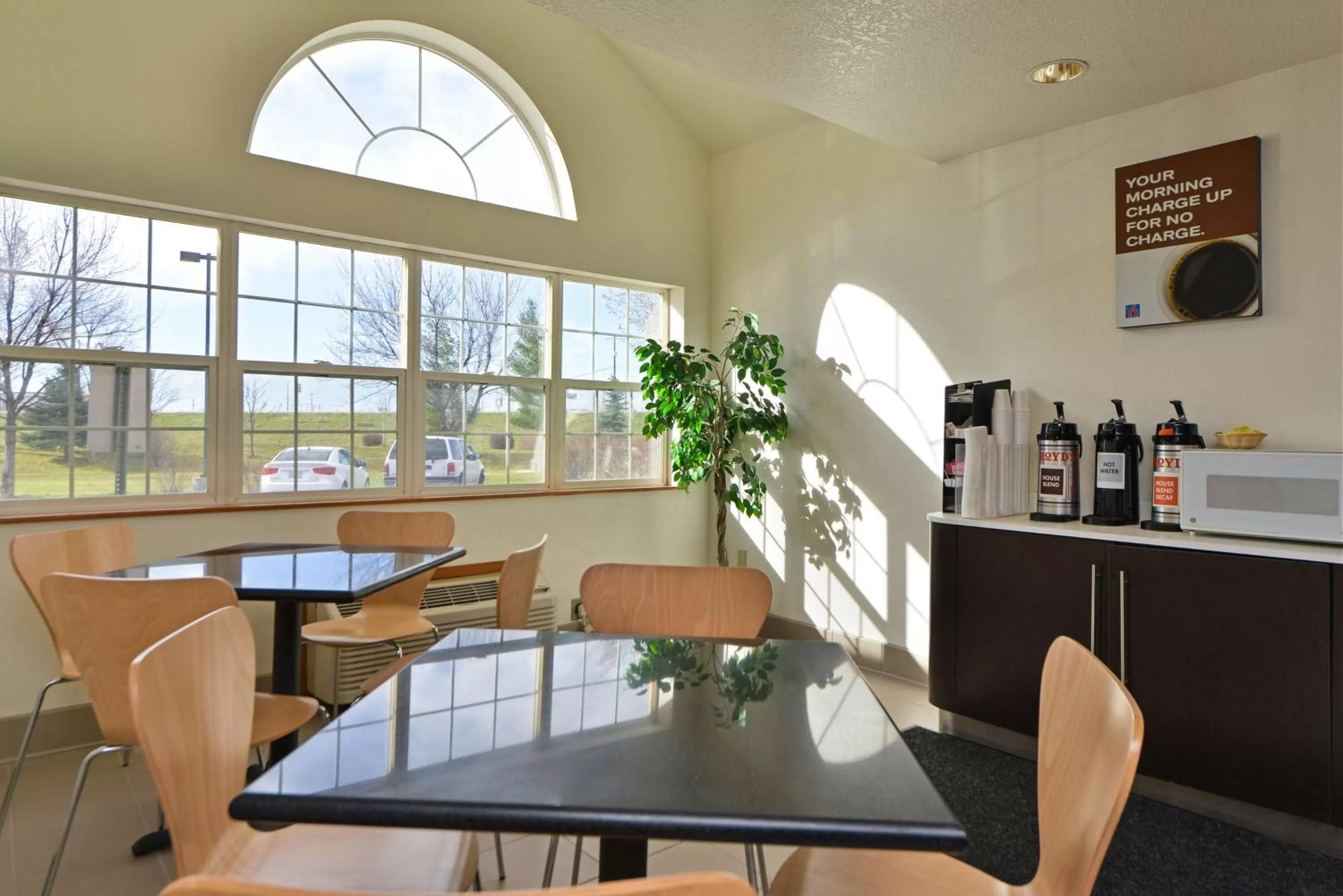 Lobby or reception in Motel 6-Meridian, ID - Boise W