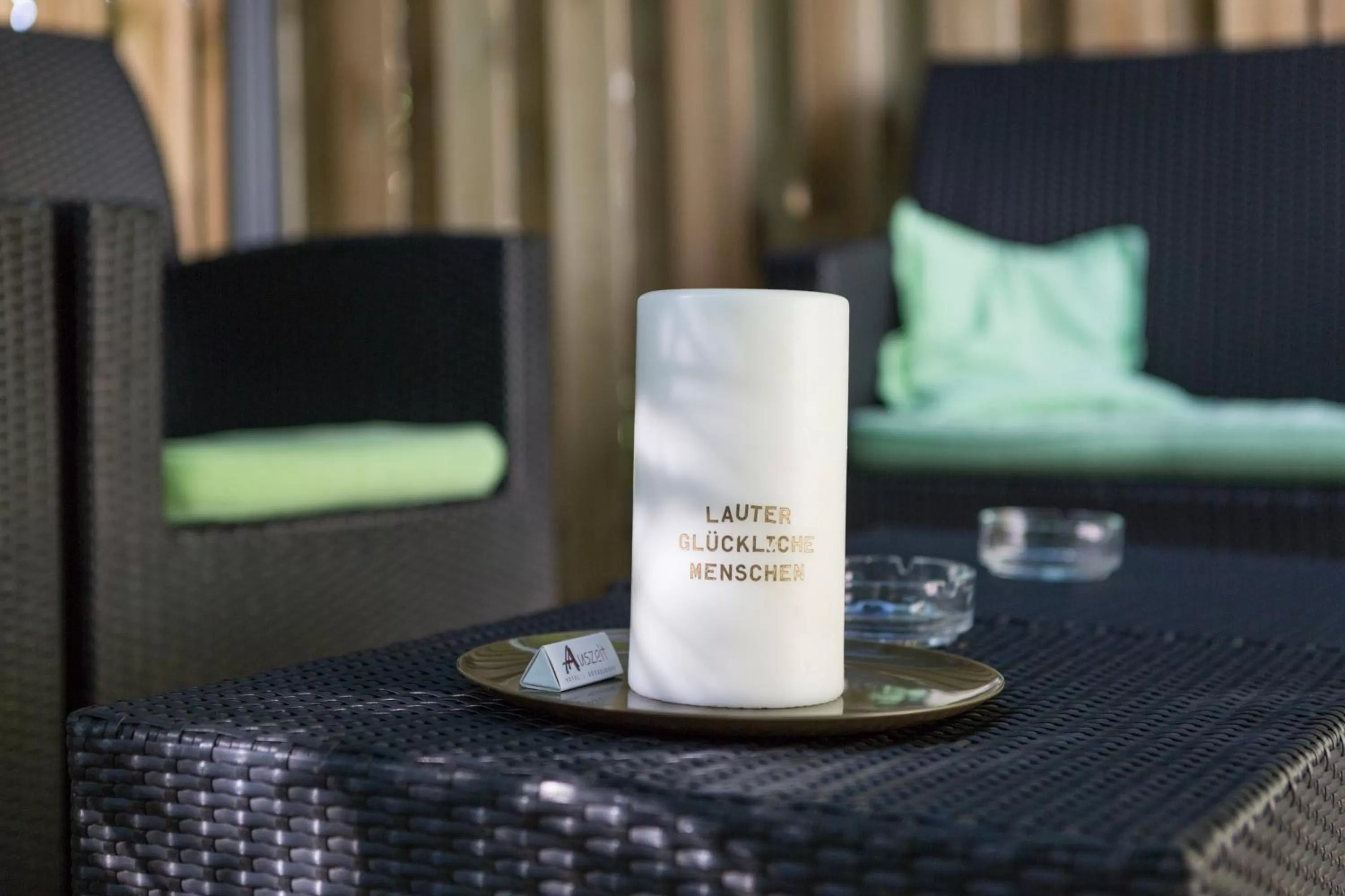 Patio, Bed in Auszeit Hotel Düsseldorf - das Frühstückshotel