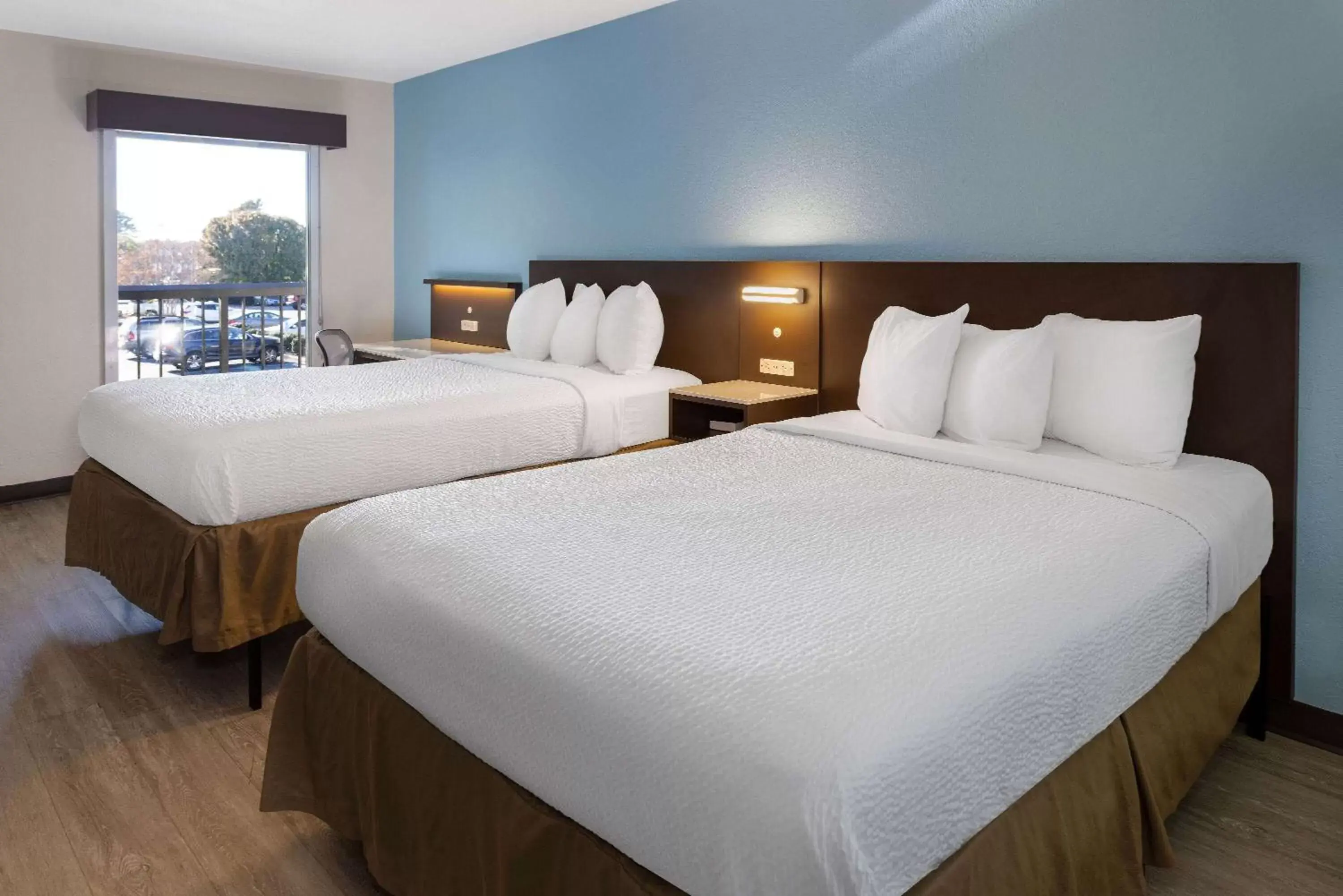 Executive Double Suite in Baymont by Wyndham Camp Lejeune Executive Double Suite in Baymont by Wyndham Camp Lejeune