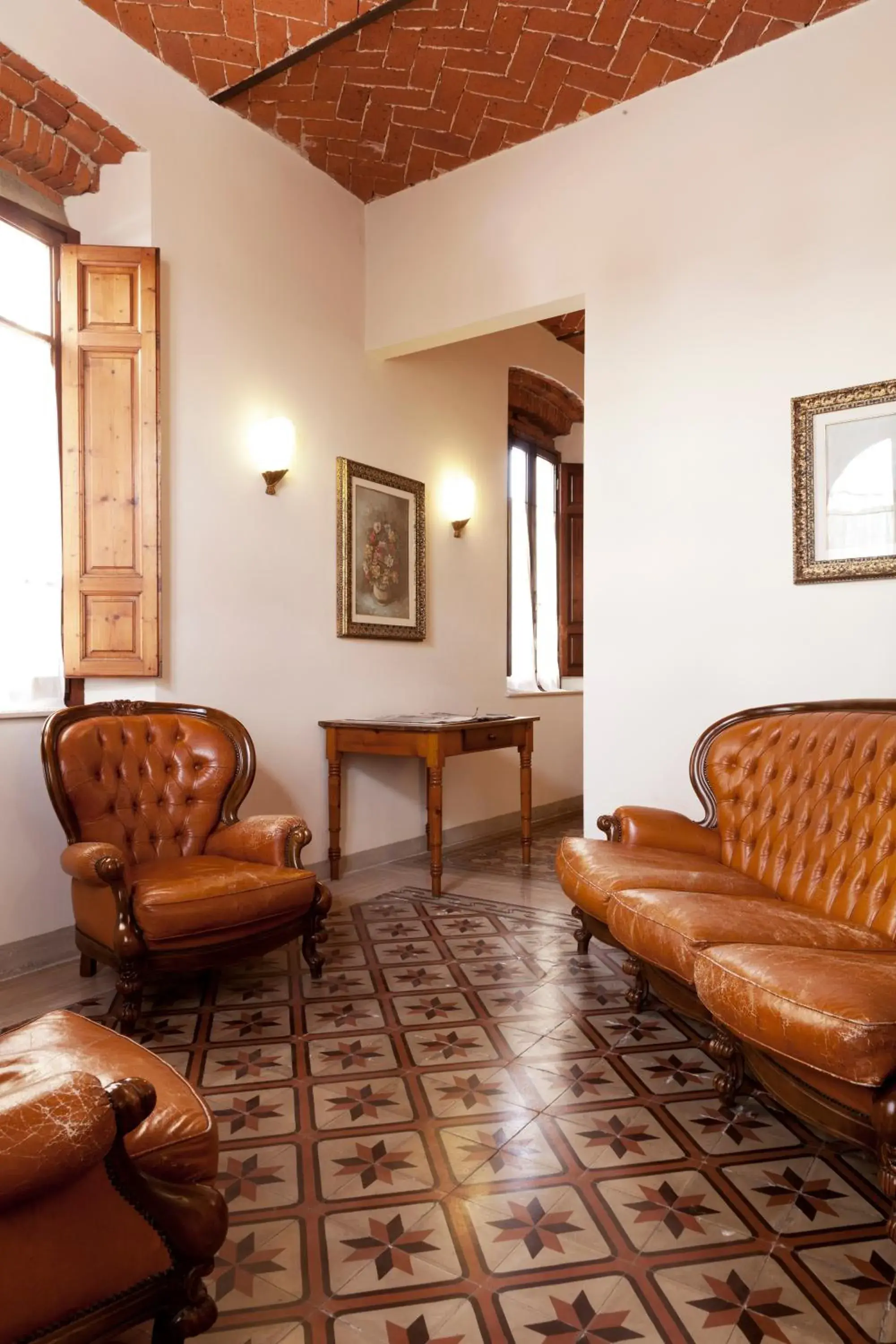 Decorative detail, Seating Area in Hotel Savoia & Campana