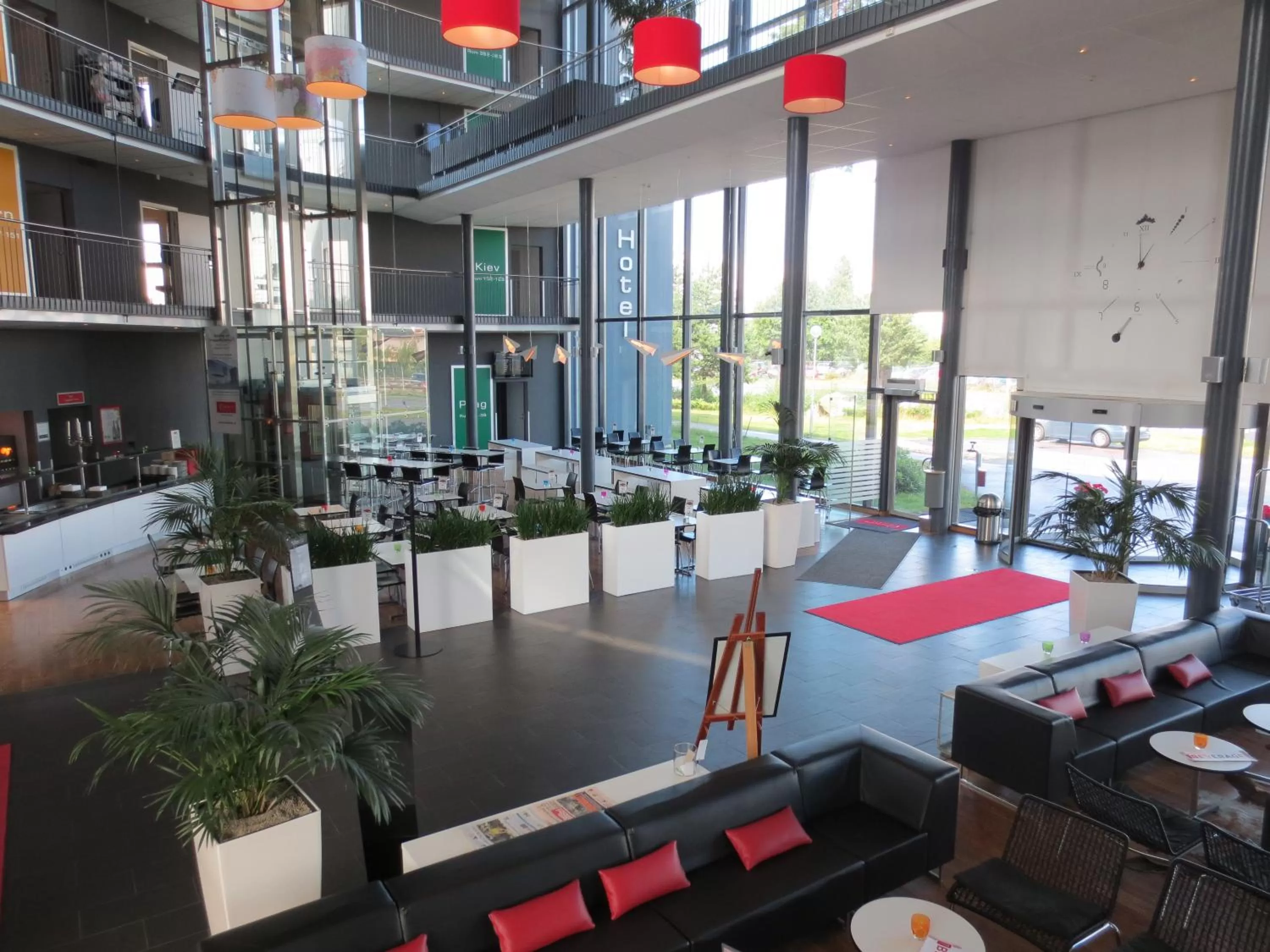 Restaurant/places to eat in Aiden by Best Western Skavsta Airport