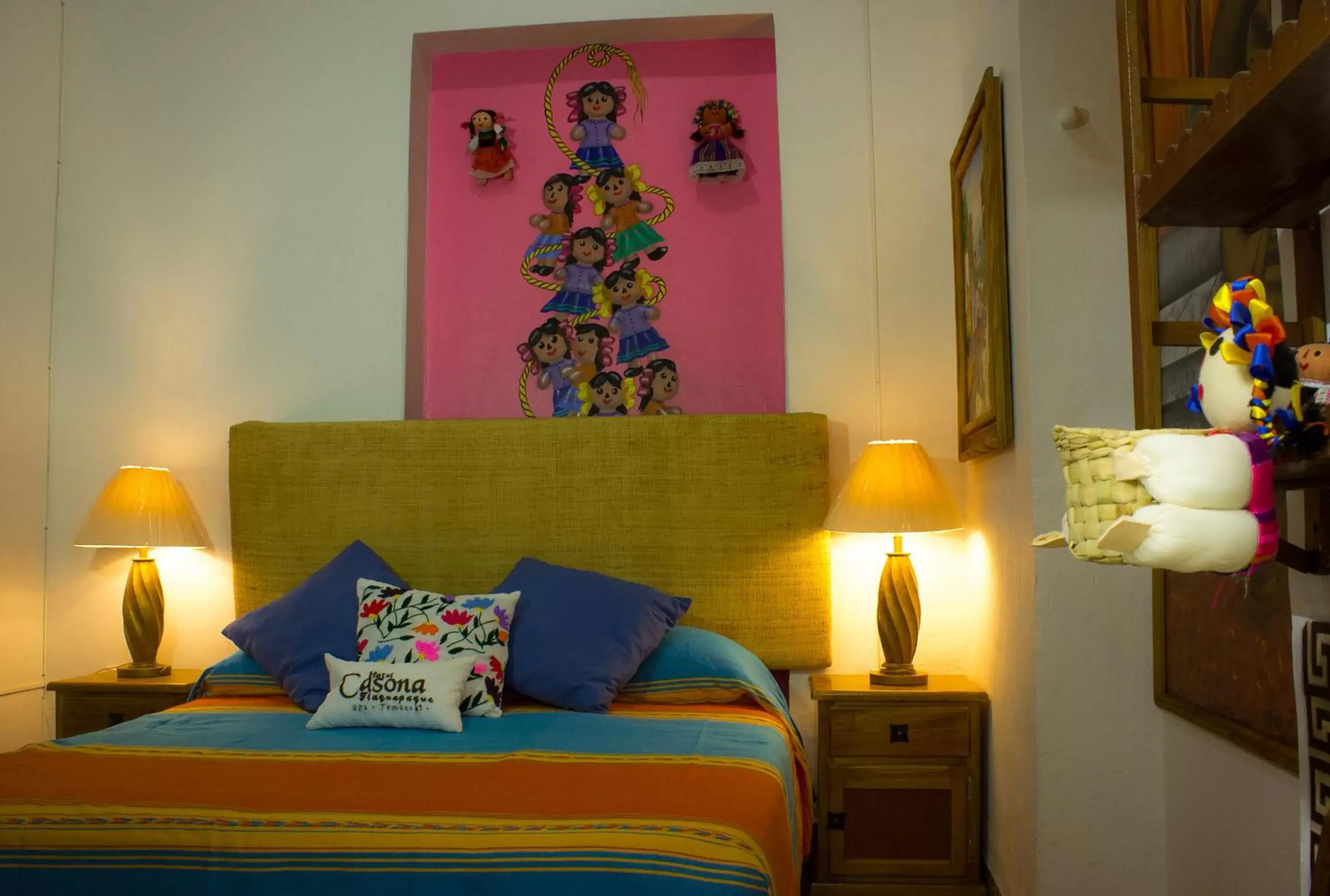 Bed in Casona Tlaquepaque Temazcal & Spa