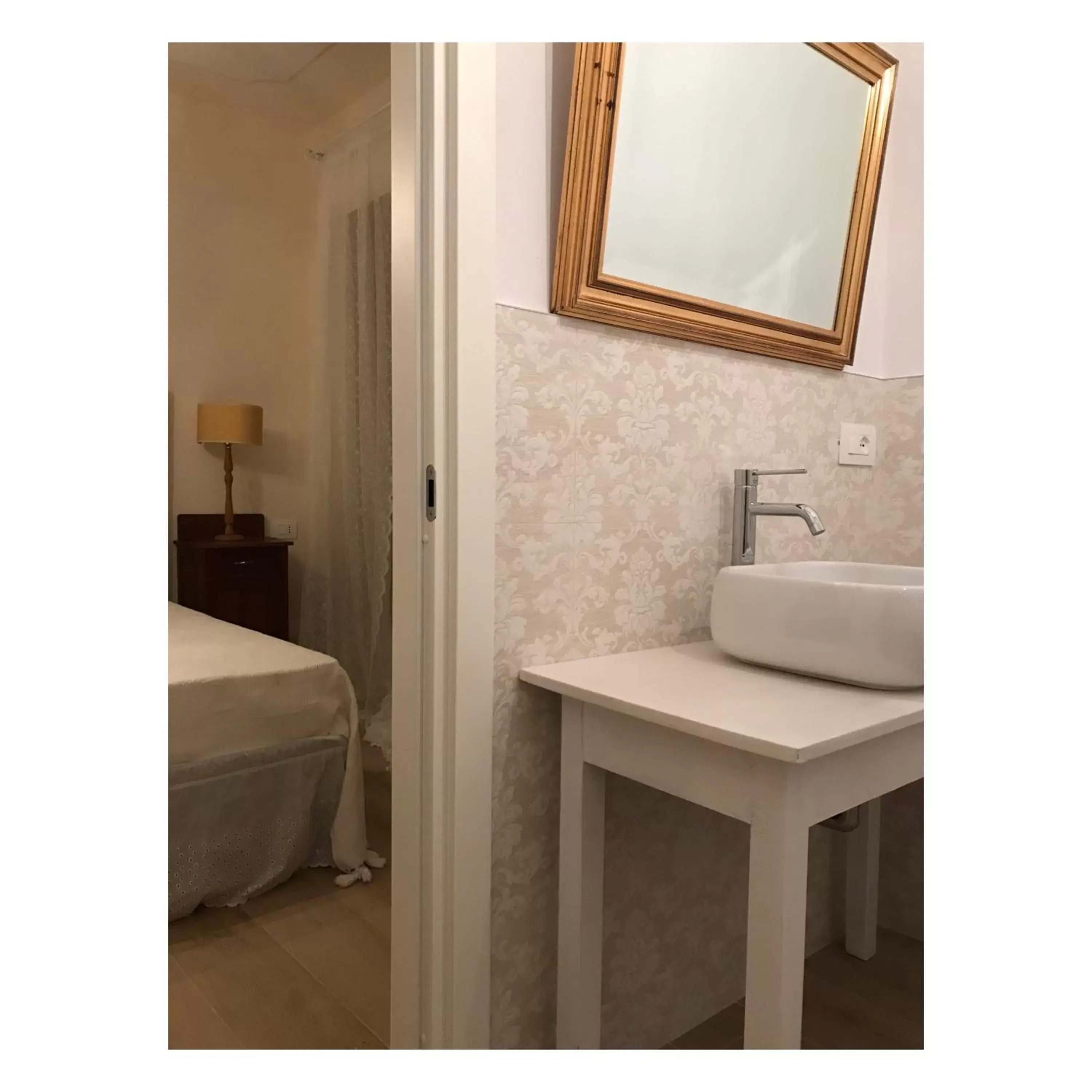 Bathroom in Corte Viviani