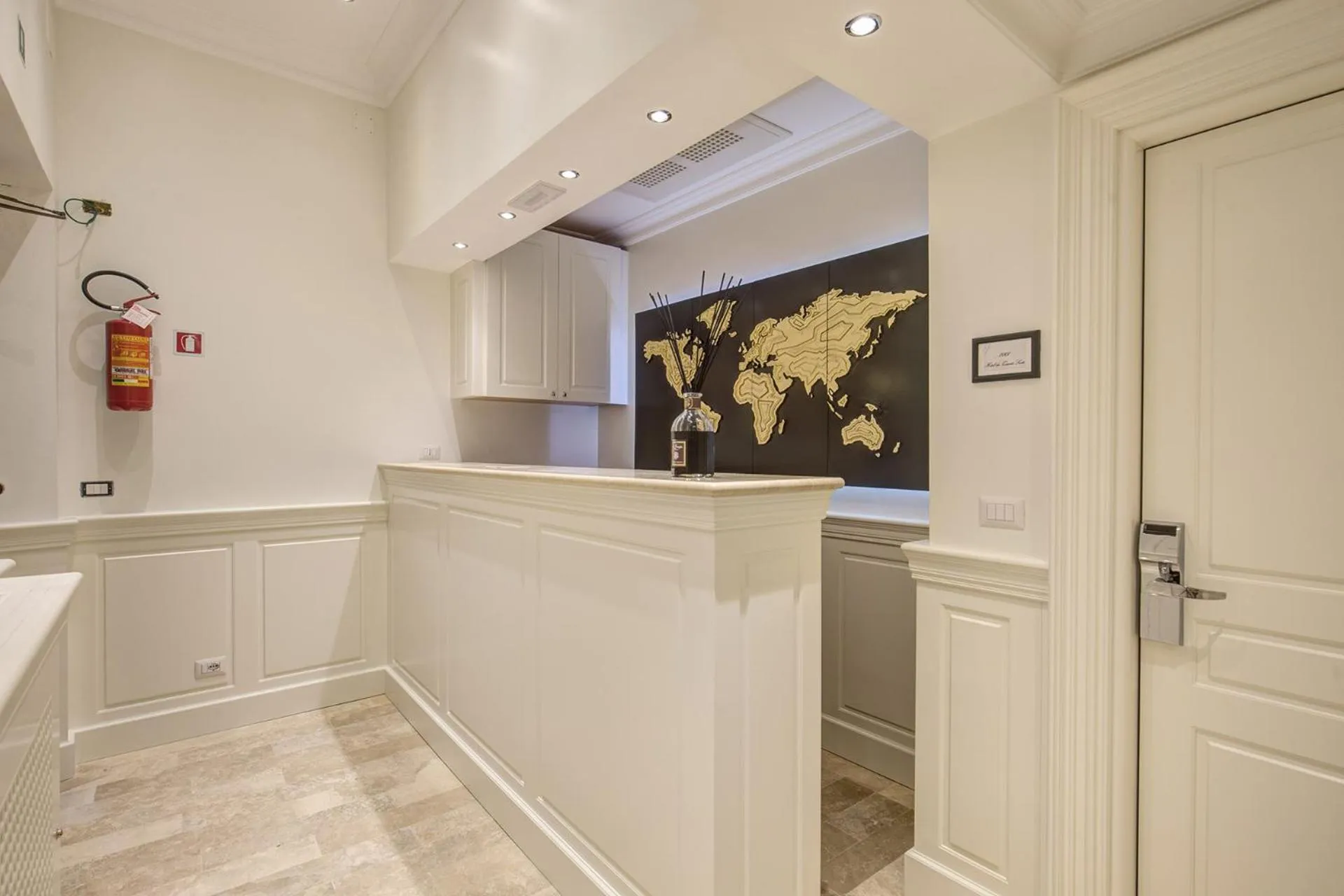 Lobby or reception in Hotel dei Quiriti Suite