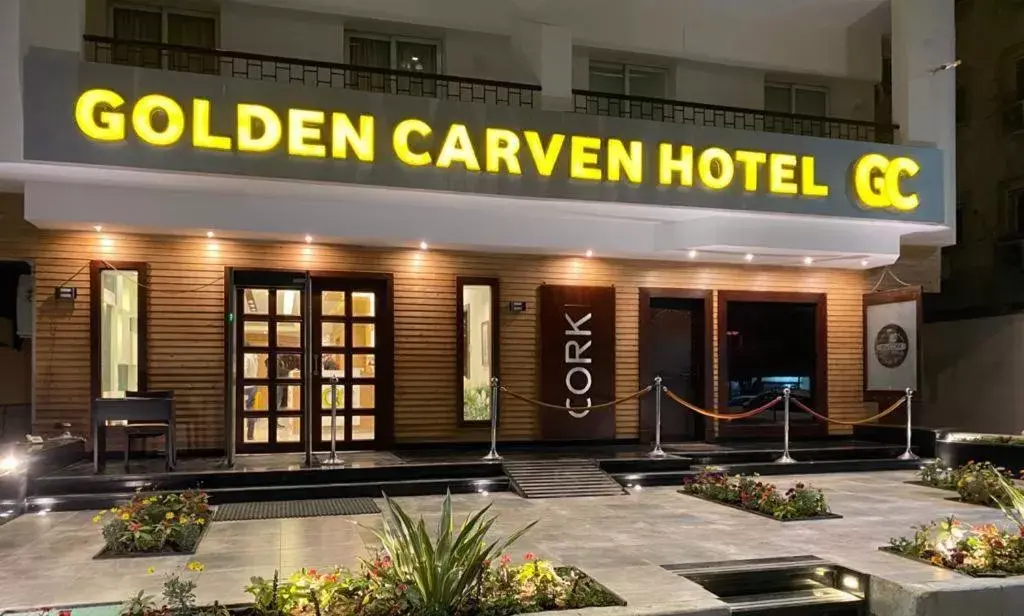 Facade/entrance in Golden Carven Hotel