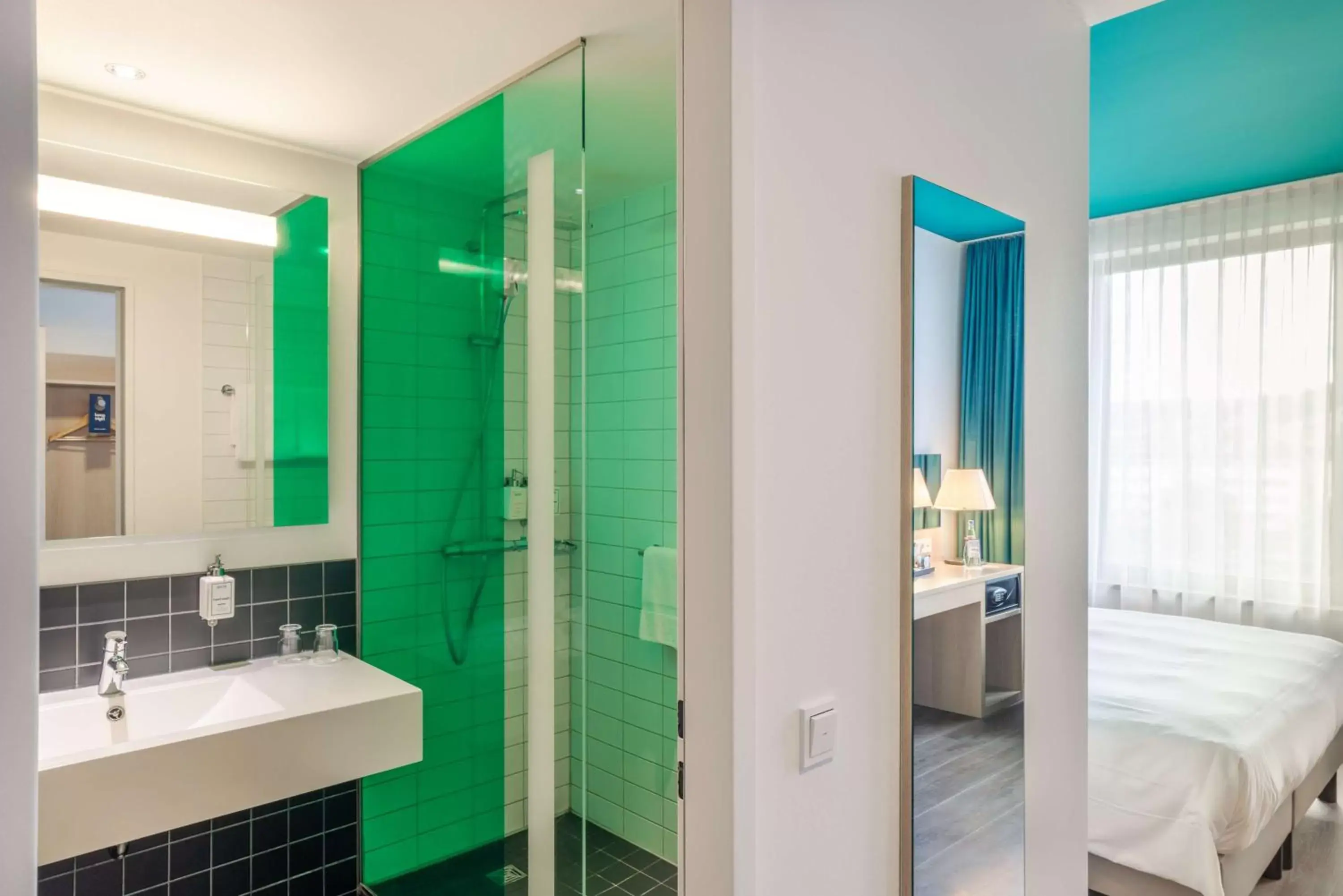 Bathroom in Park Inn by Radisson Stuttgart