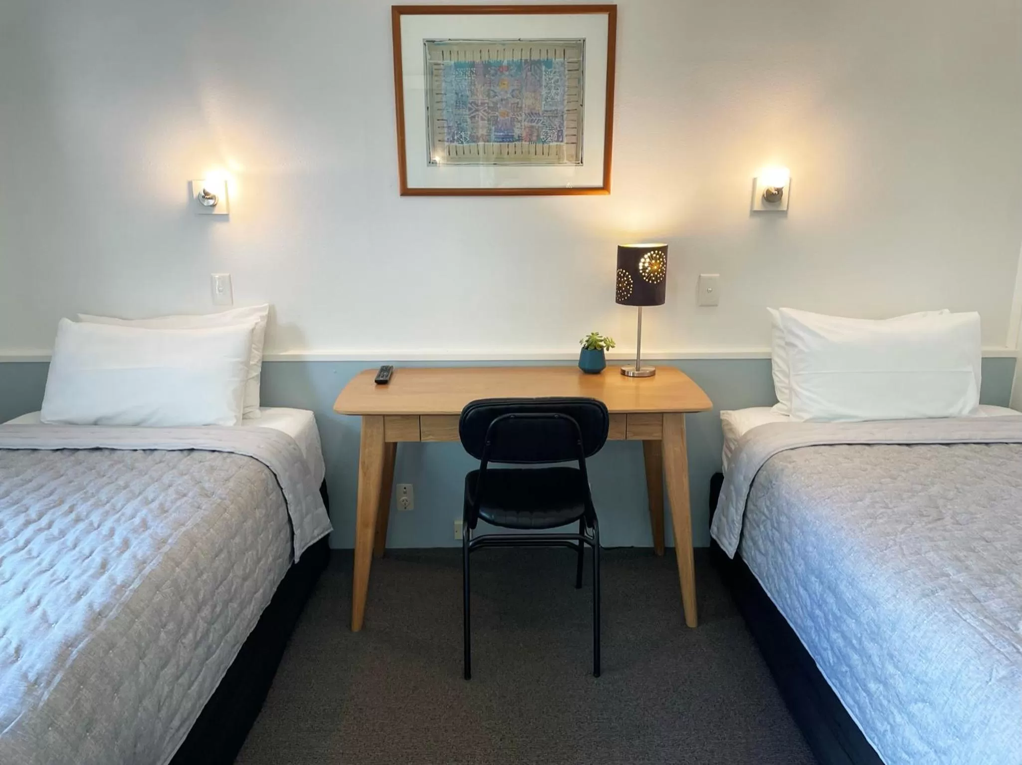 Bed in Aotearoa Lodge