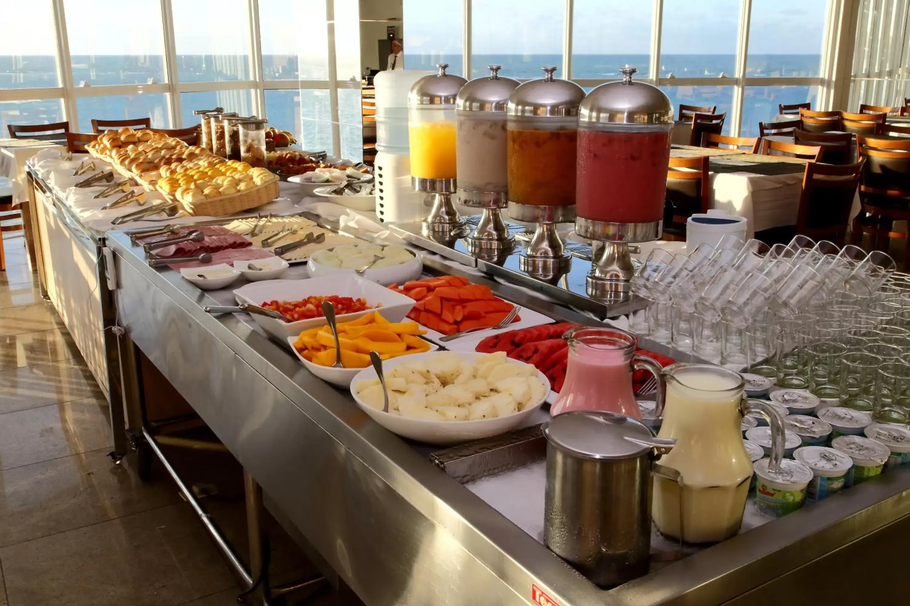 Restaurant/places to eat, Food in Hotel Brisa Praia