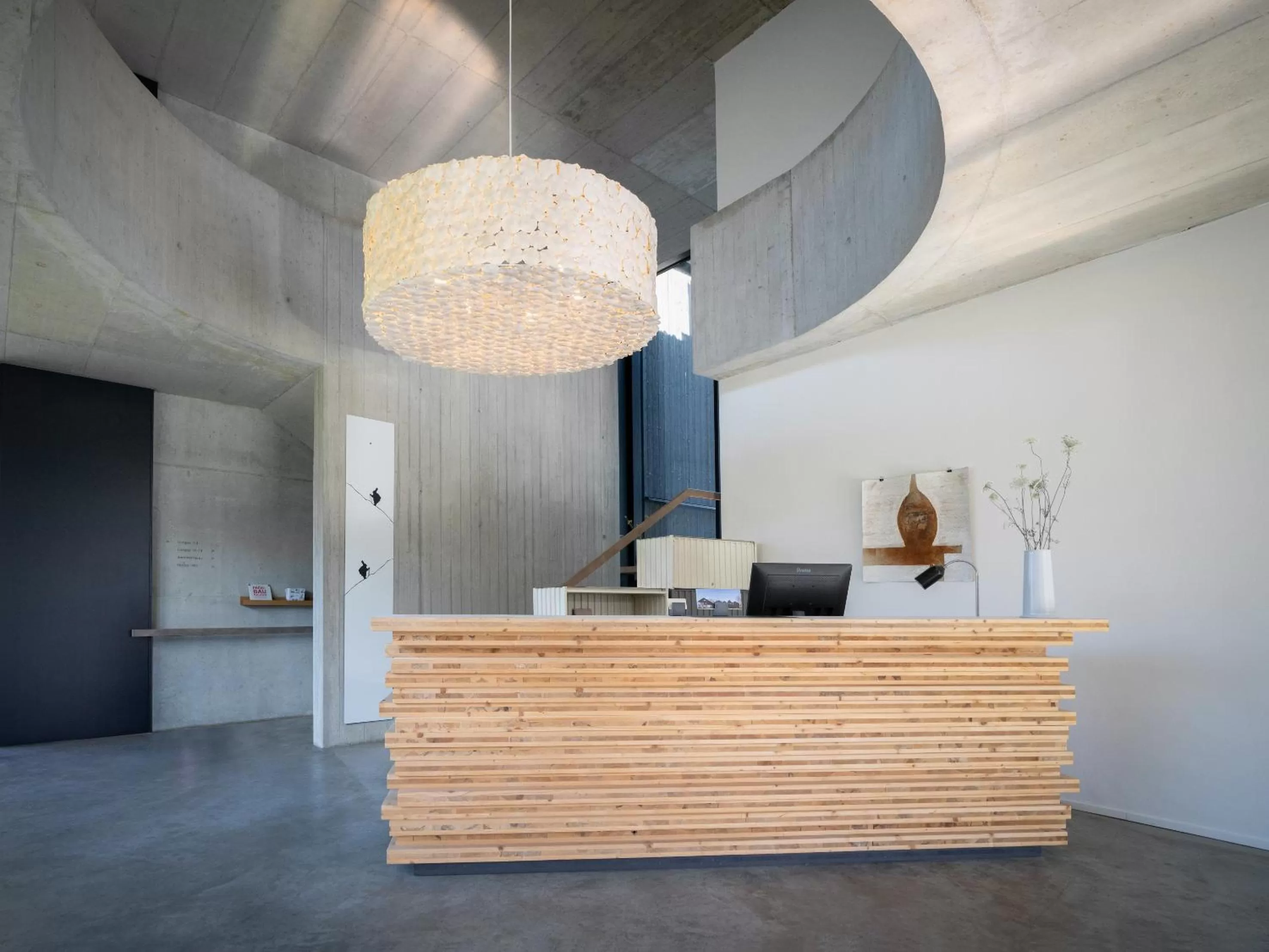 Lobby or reception in quartier - über Nacht in besonderer Architektur