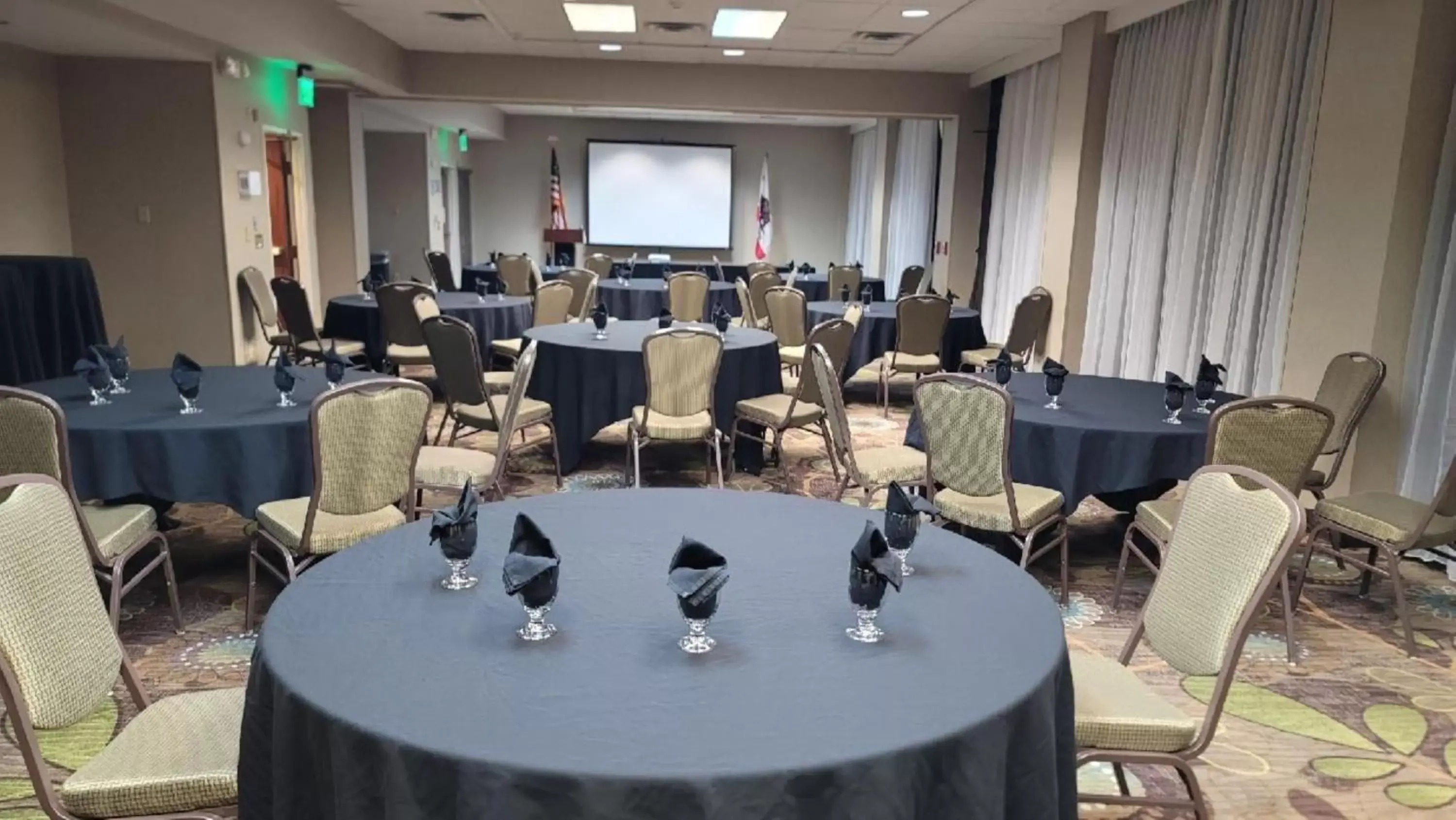 Banquet/Function facilities in Holiday Inn Palmdale-Lancaster, an IHG Hotel