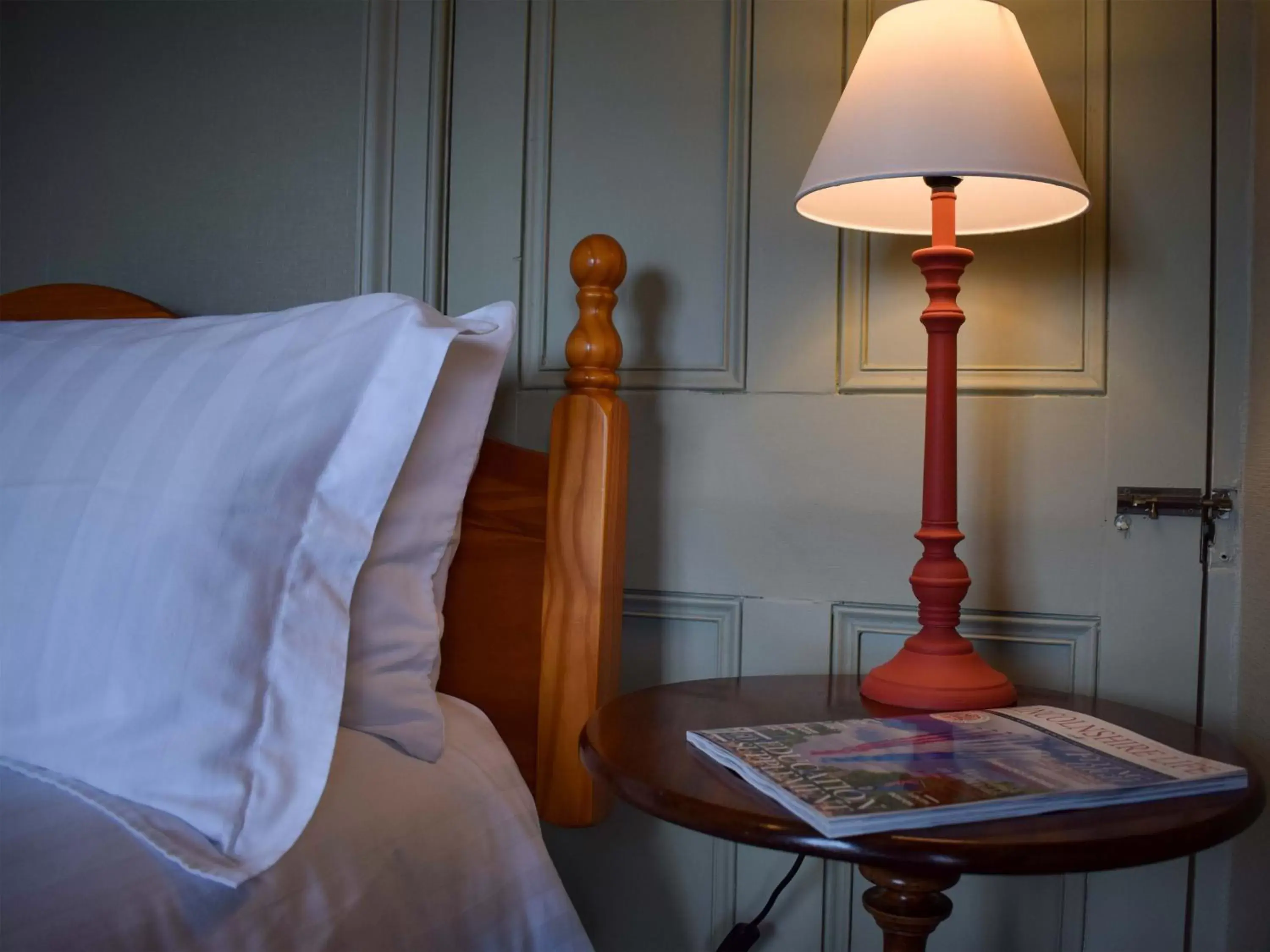 Bedroom, Bed in Elloe Lodge