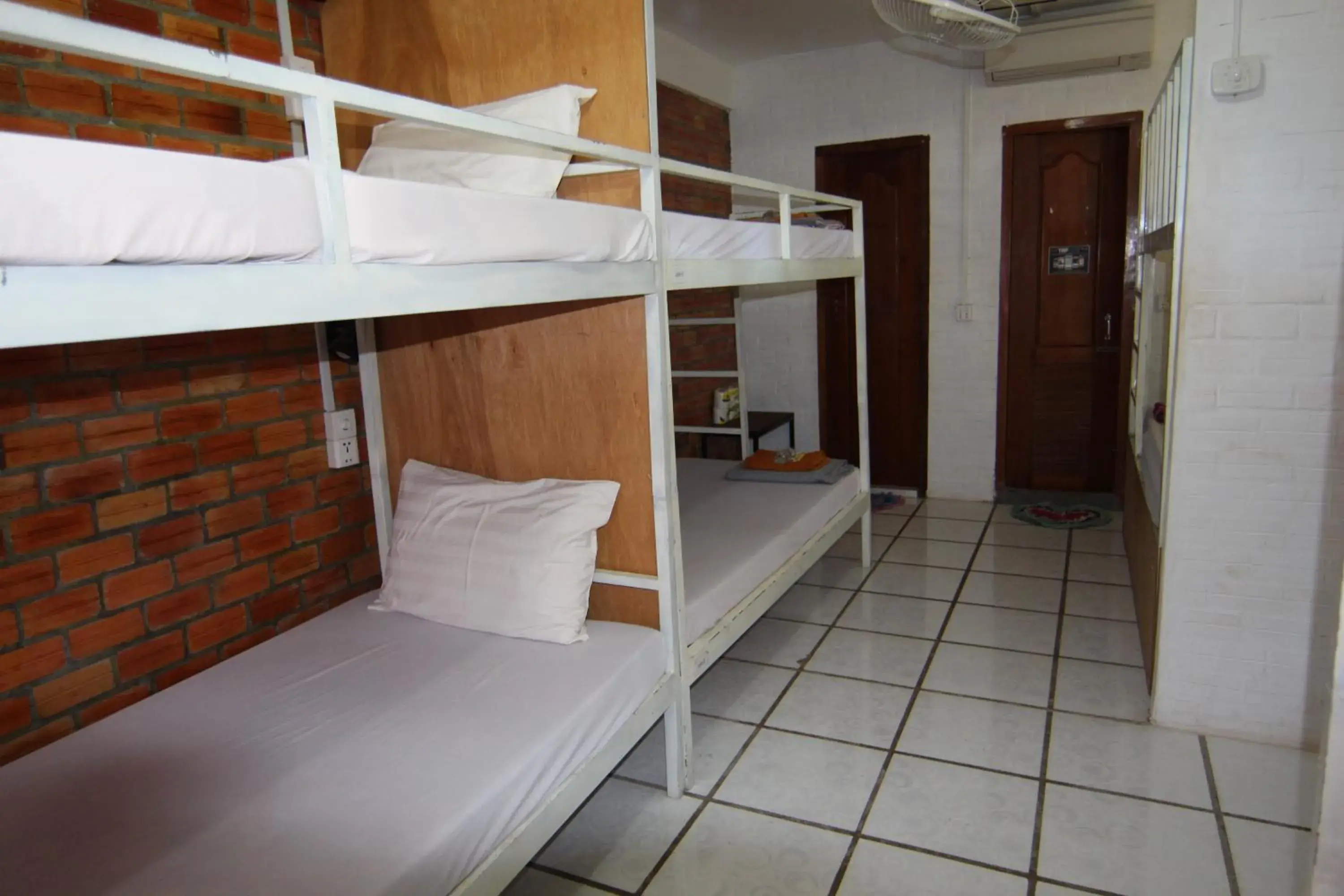 Shower, Bunk Bed in Naga Angkor Hostel