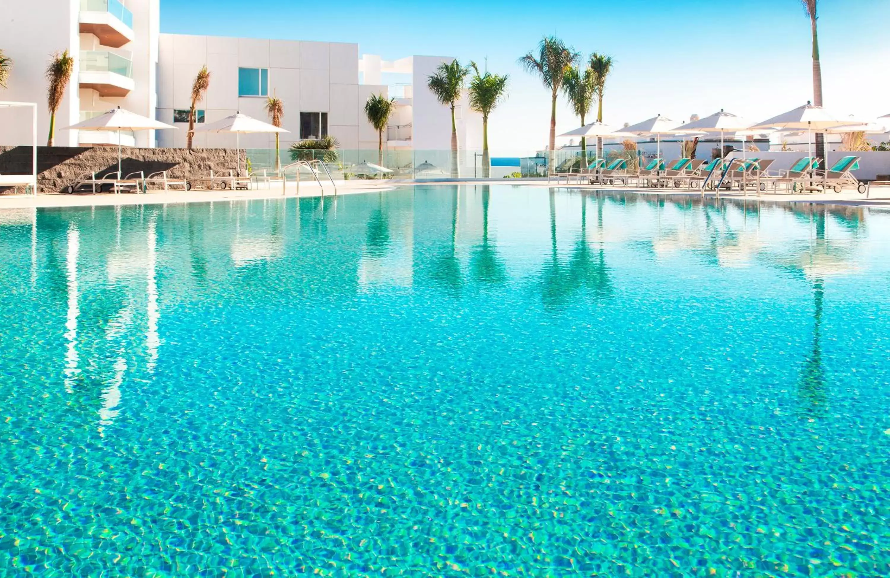 Garden view, Swimming Pool in Hotel Lava Beach