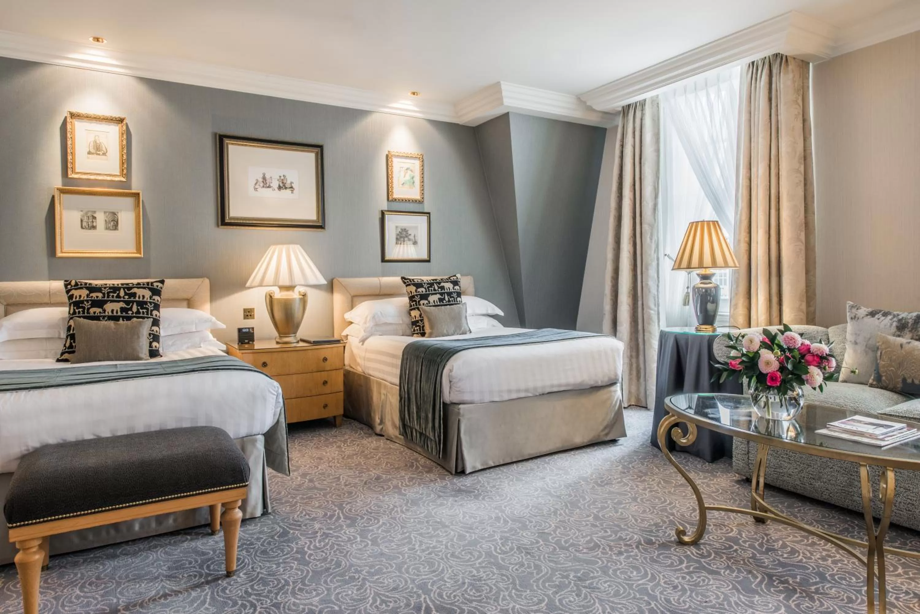 Bedroom, Bed in The Landmark London