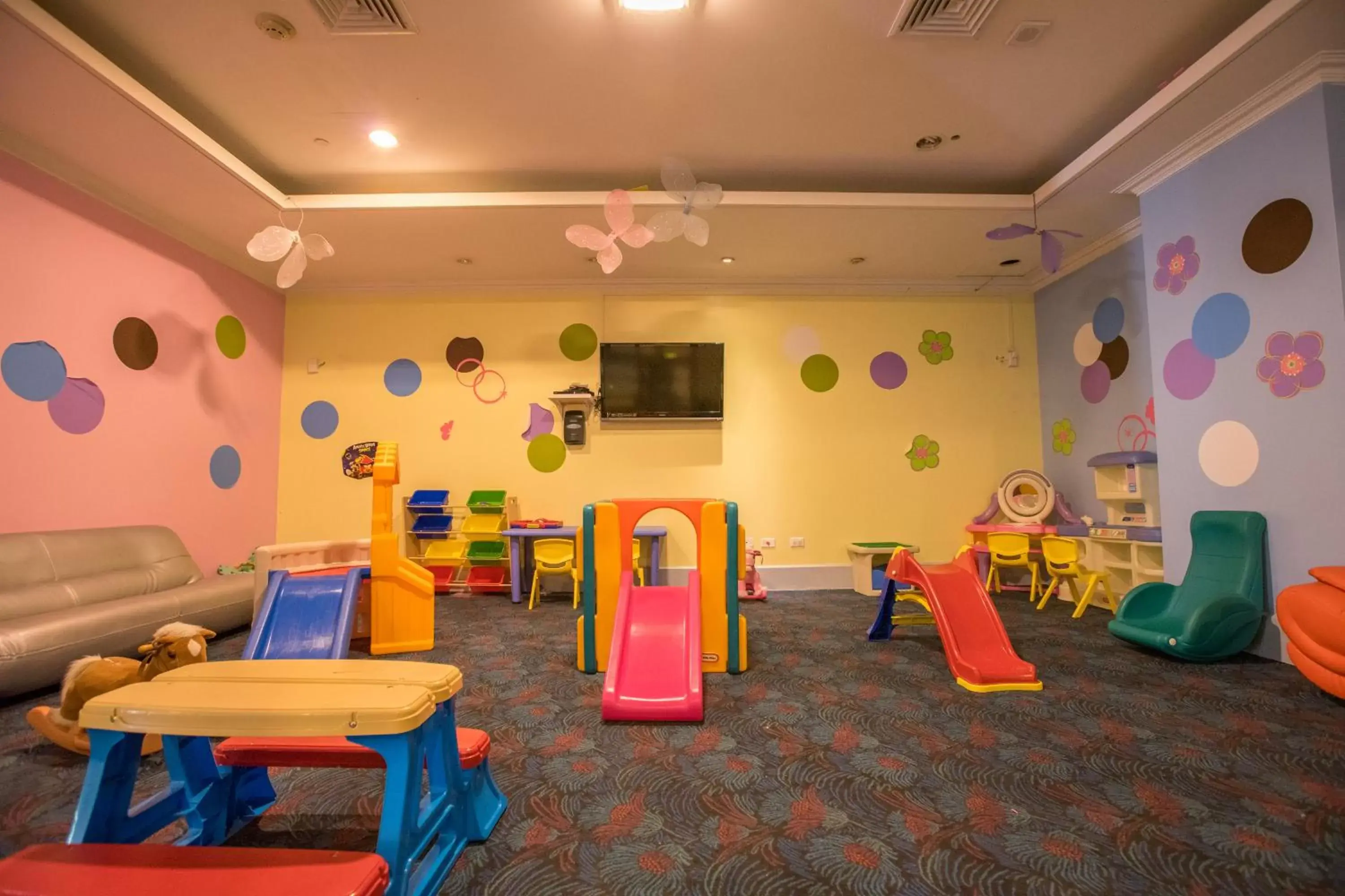 Children play ground, Kid's Club in Royal Orchid Hotel Guam