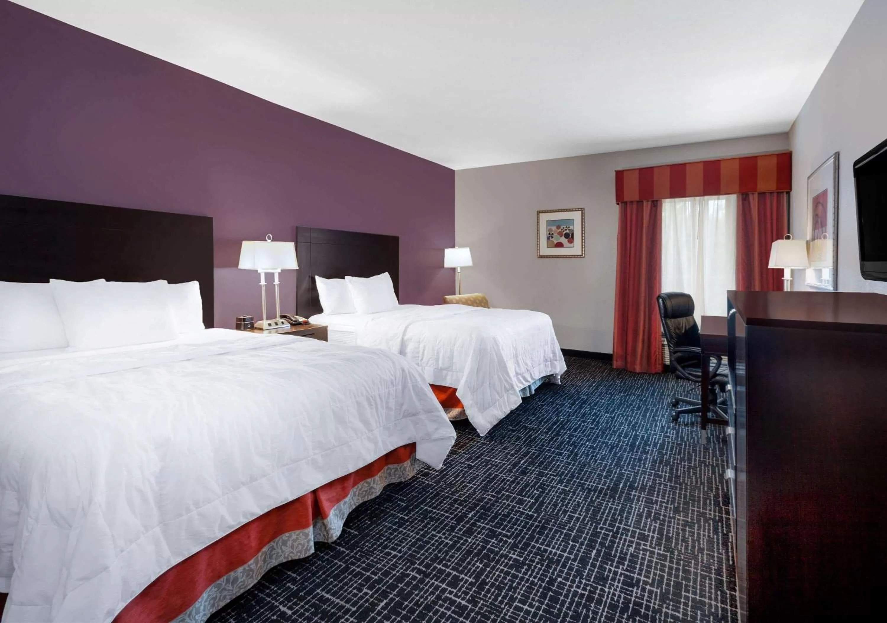 Photo of the whole room, Bed in La Quinta by Wyndham Lumberton