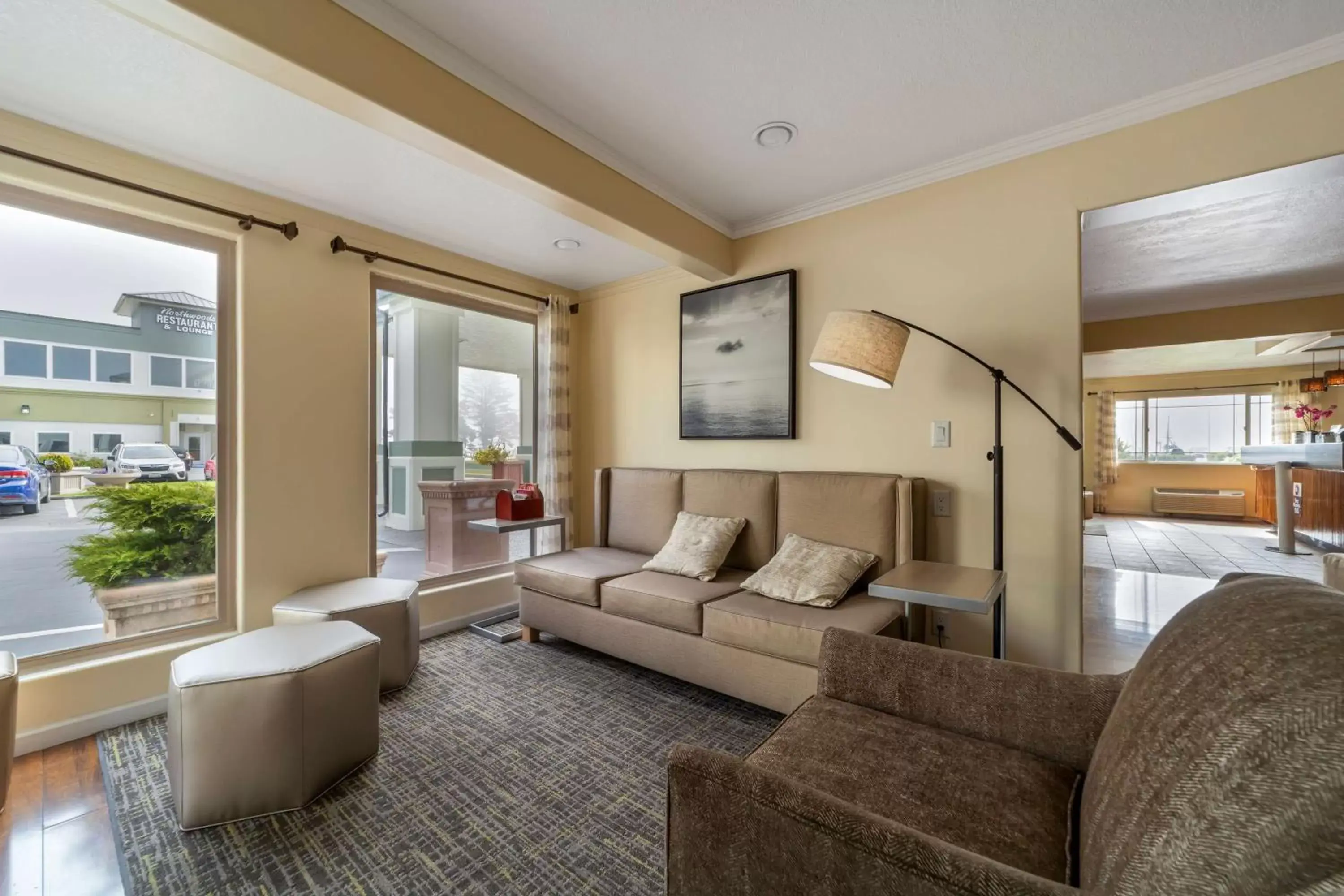 Lobby or reception, Bed in Best Western Plus Northwoods Inn Lobby or reception, Bed in Best Western Plus Northwoods Inn