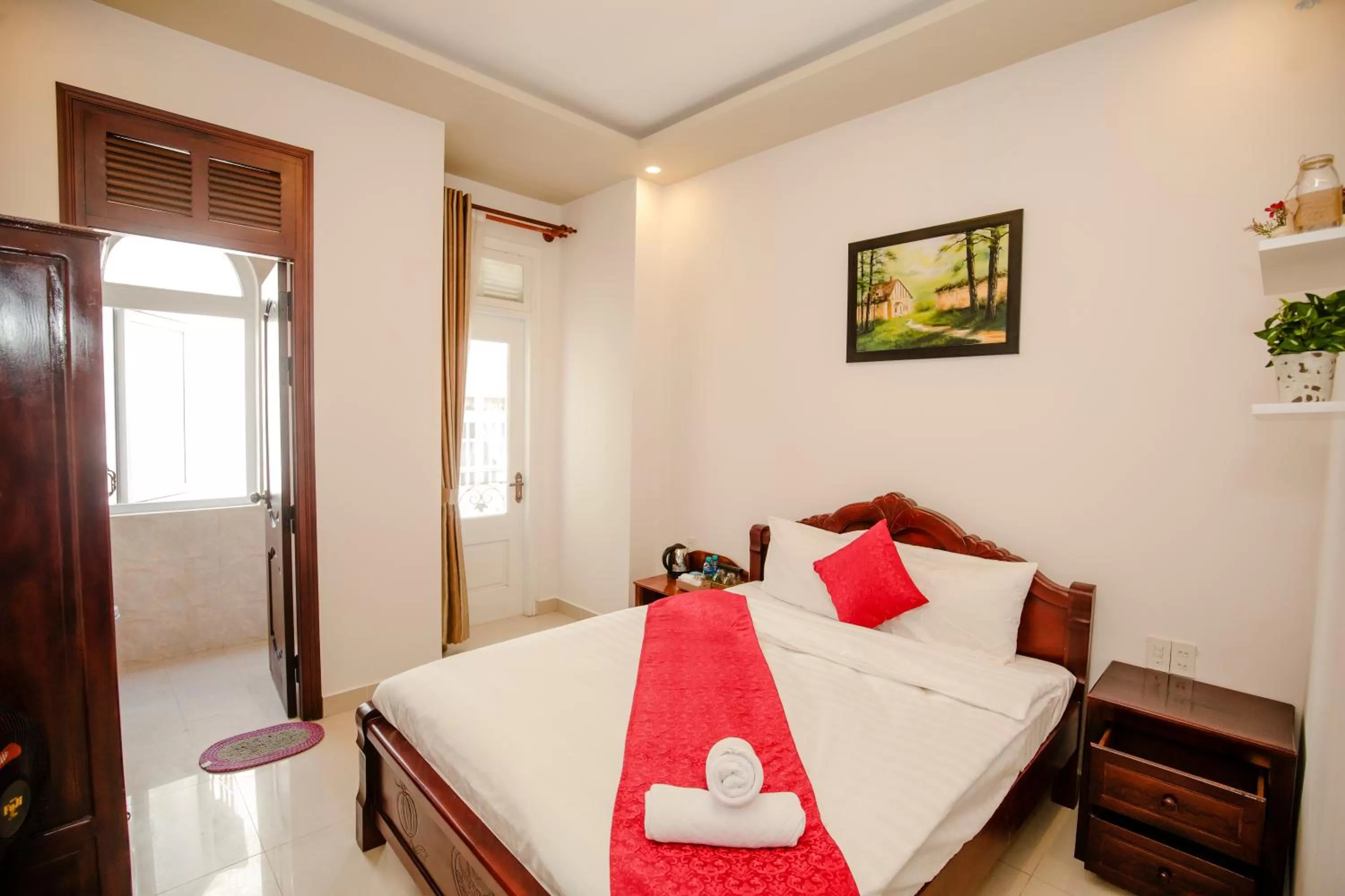 Photo of the whole room, Bed in Conico Đà Lạt Hotel