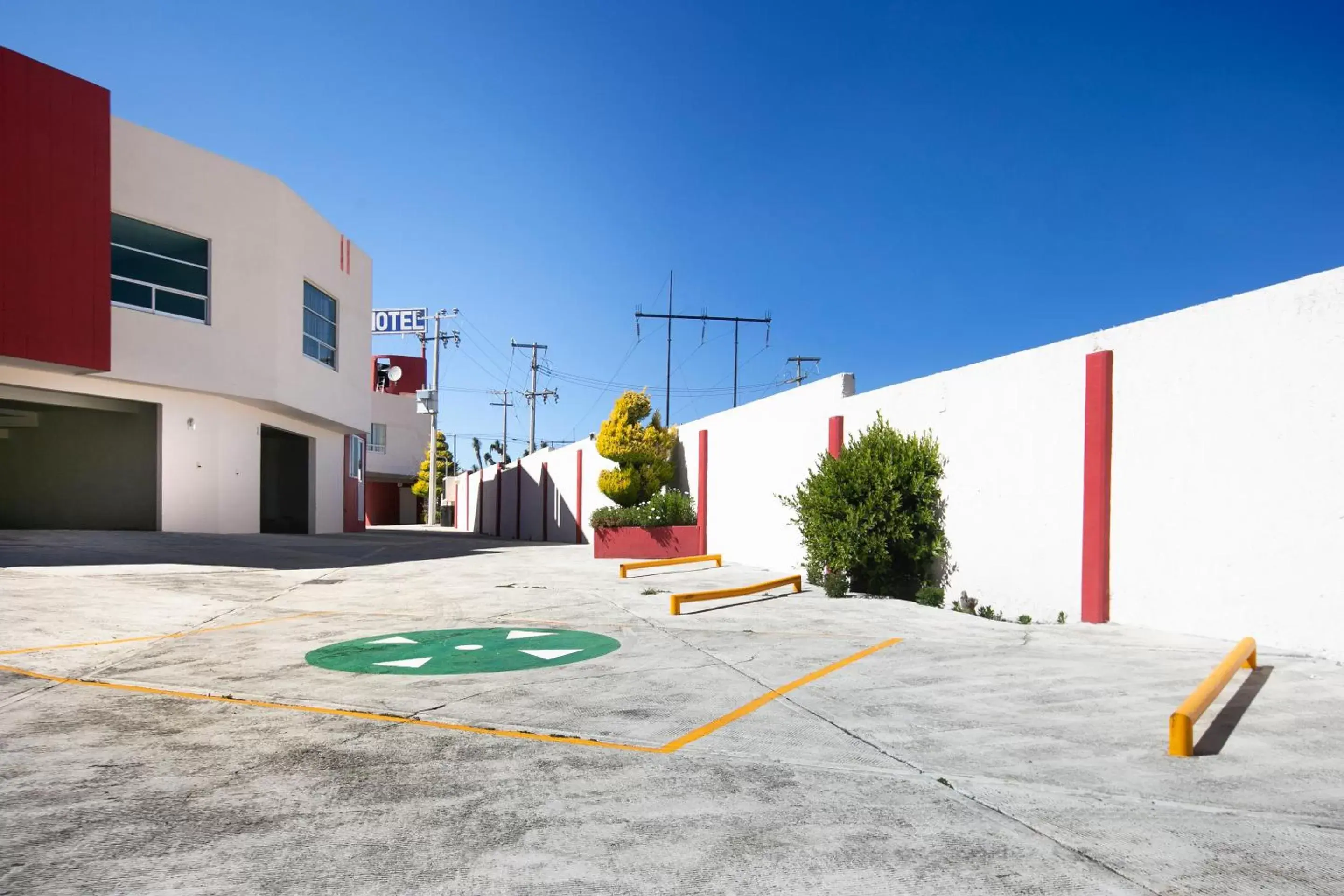 Facade/entrance, Property Building in Hotel Euro Confort,Pachuca