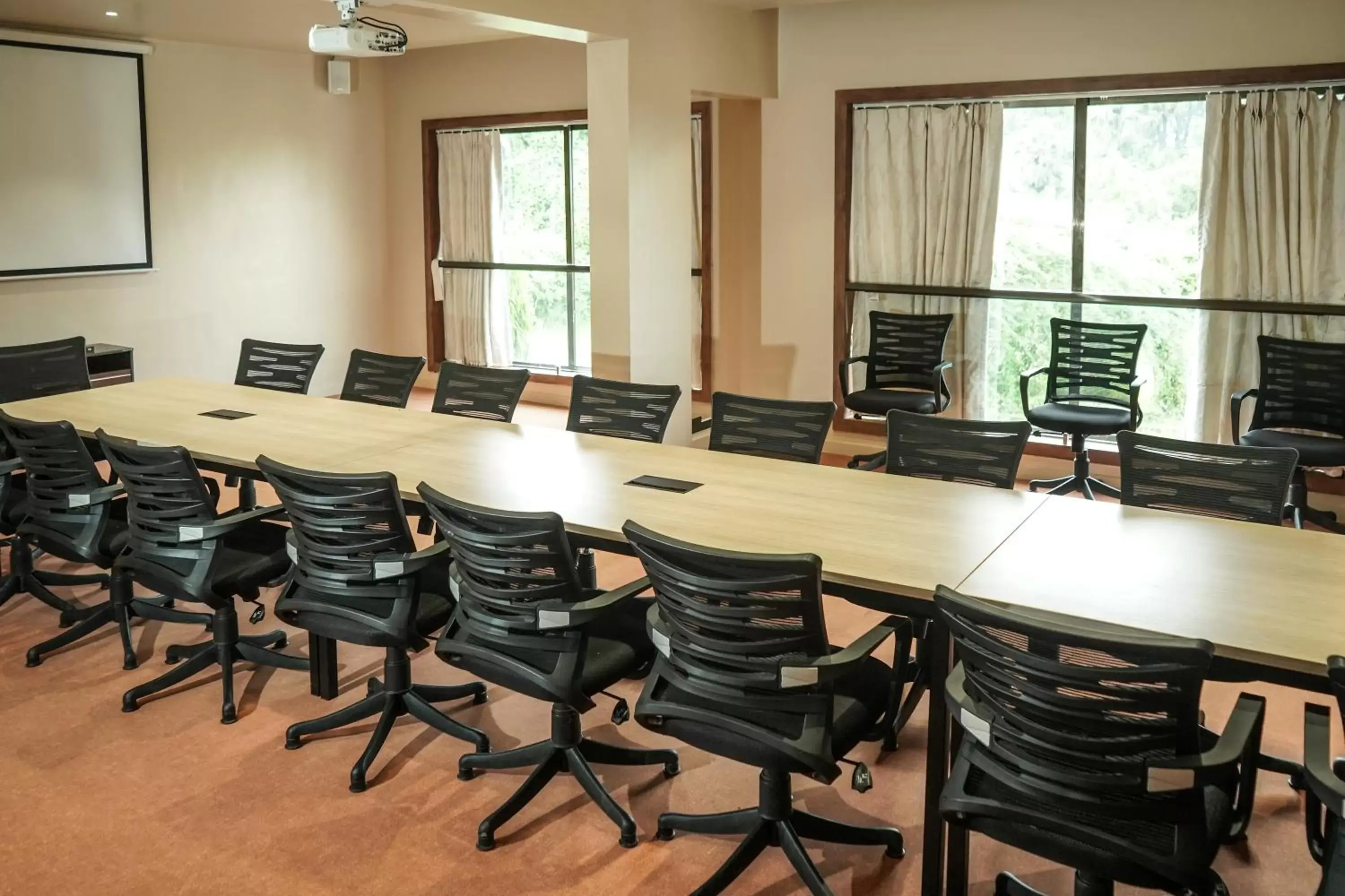 Meeting/conference room in Nest Beacon Resort Daman