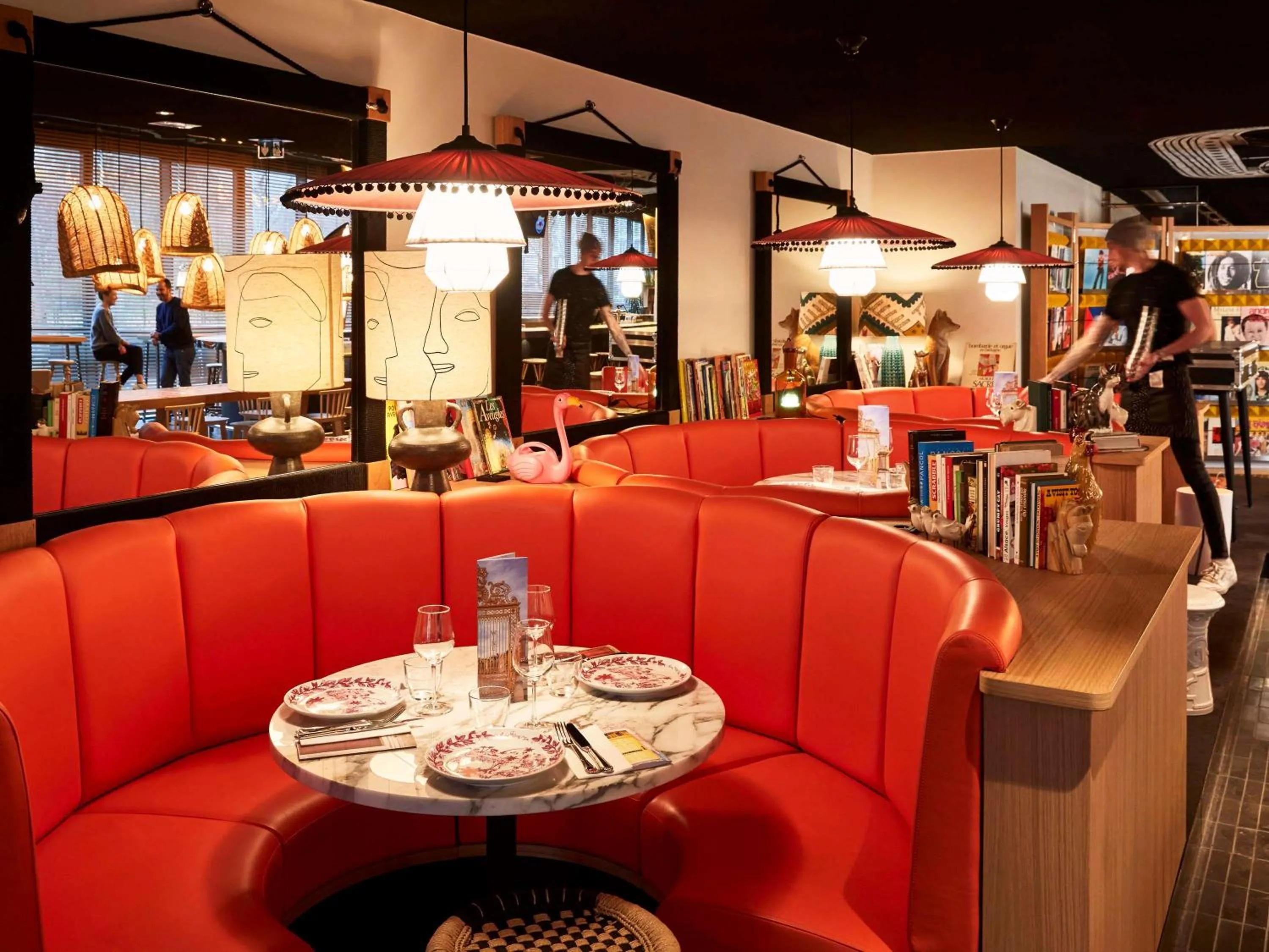 Restaurant/places to eat in Mama Shelter Paris West