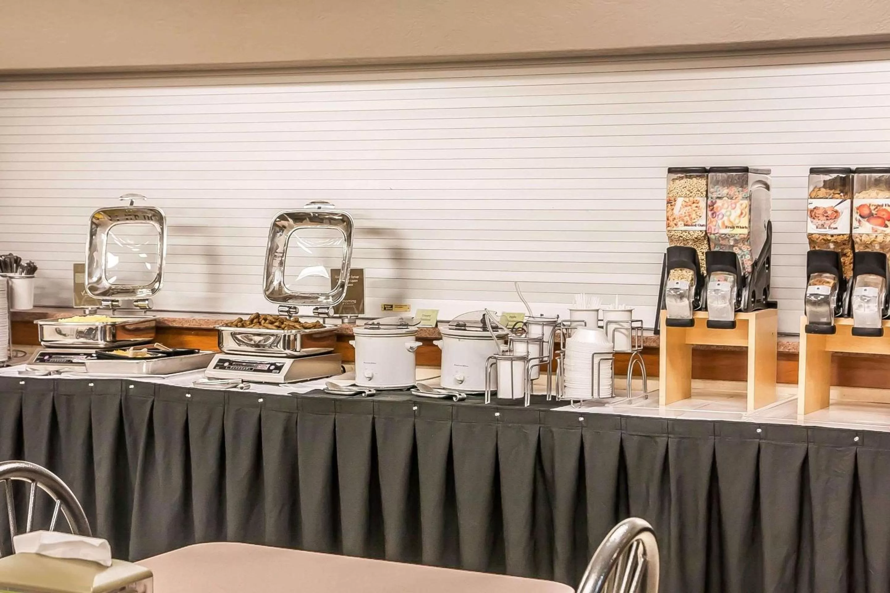 Dining area in Sleep Inn & Suites Conference Center and Water Park