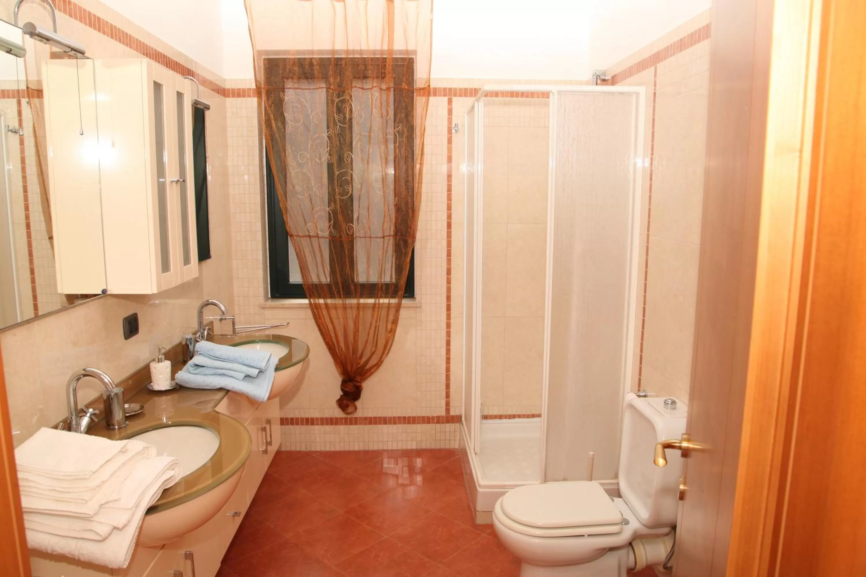 Shower in La Collina Capo d'Orlando