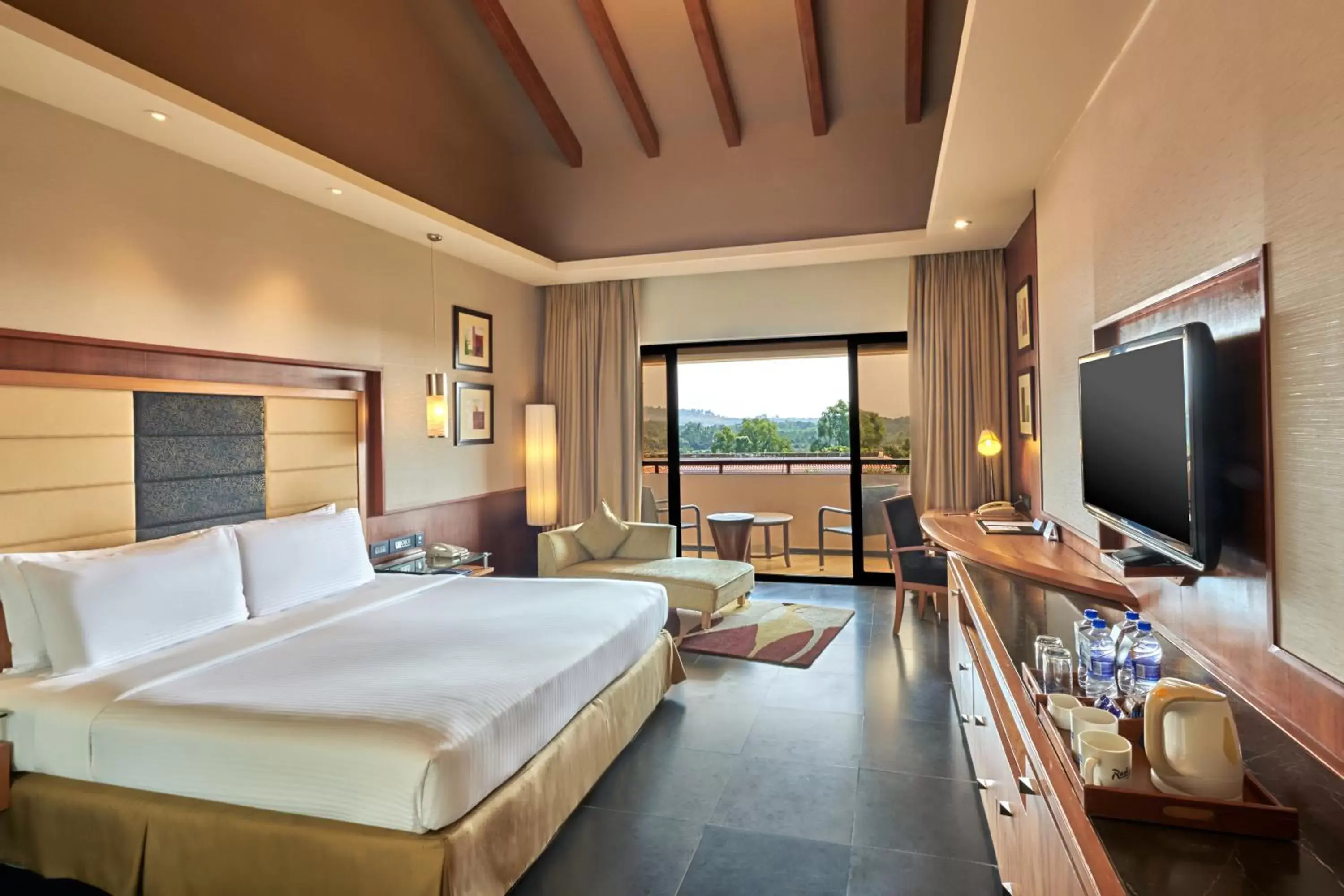 Bedroom in Radisson Blu Resort & Spa Alibaug