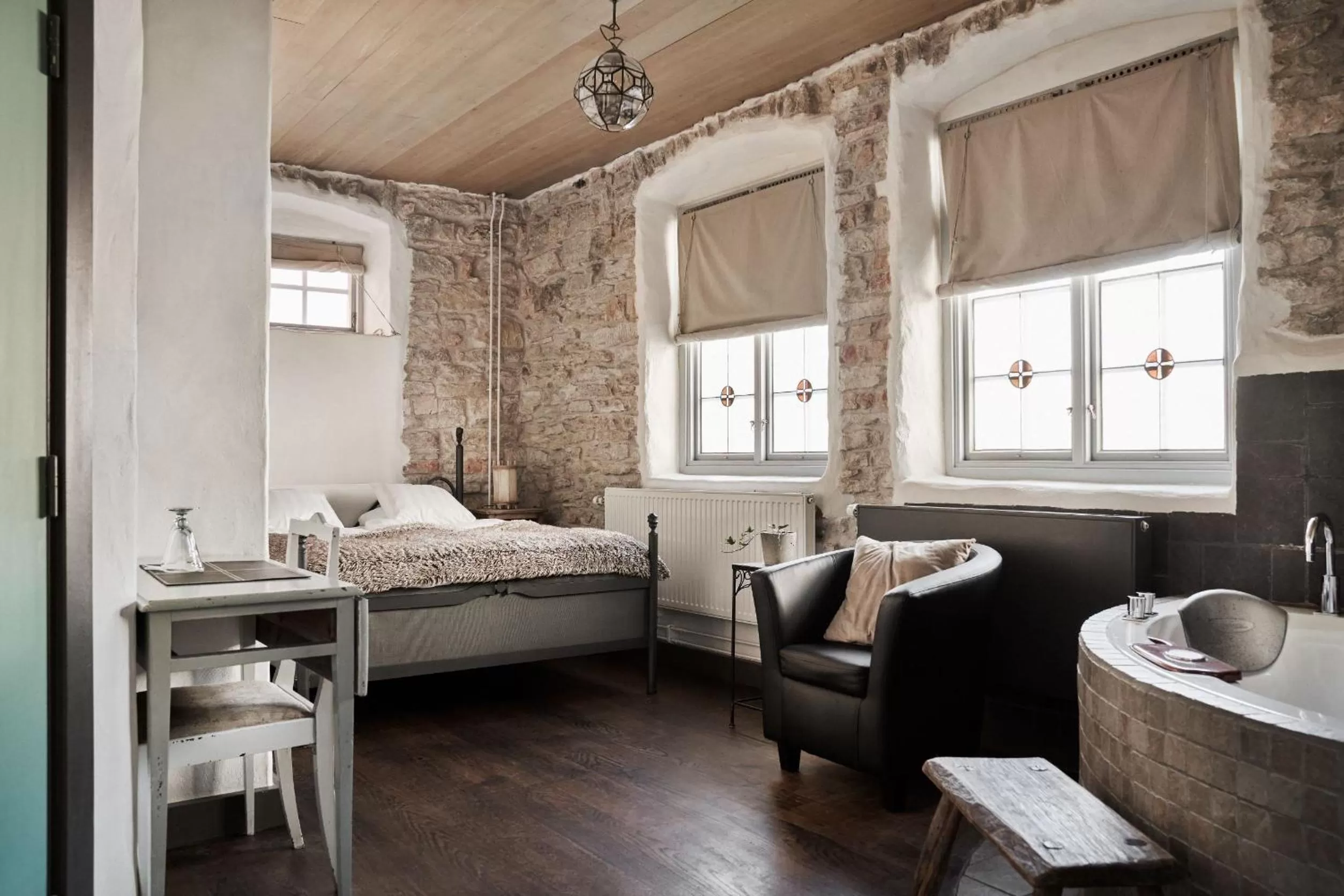 Photo of the whole room, Bed in Hotel Helgeand Wisby