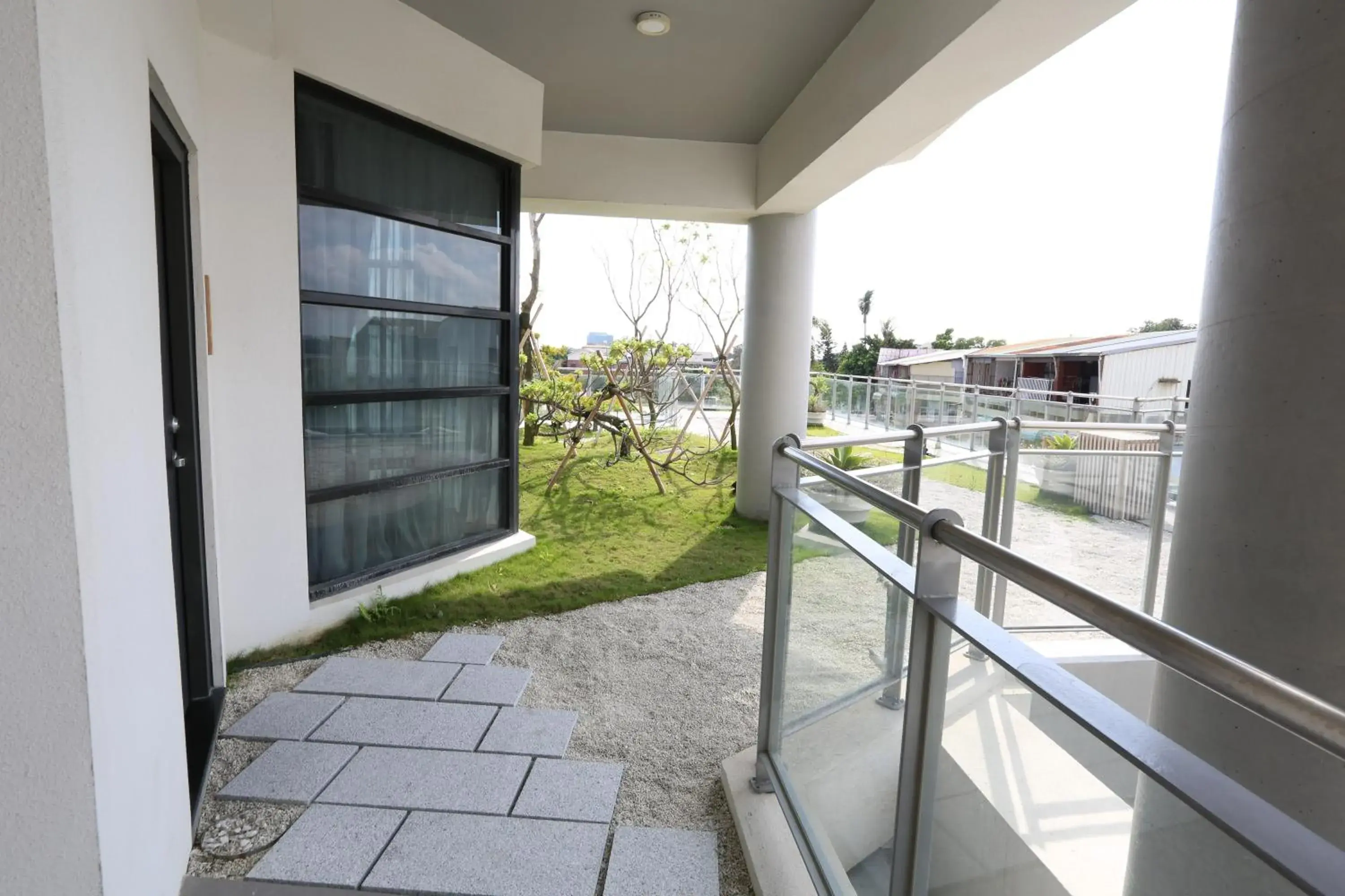 Garden view, Balcony/Terrace in Tongzhan Design Inns