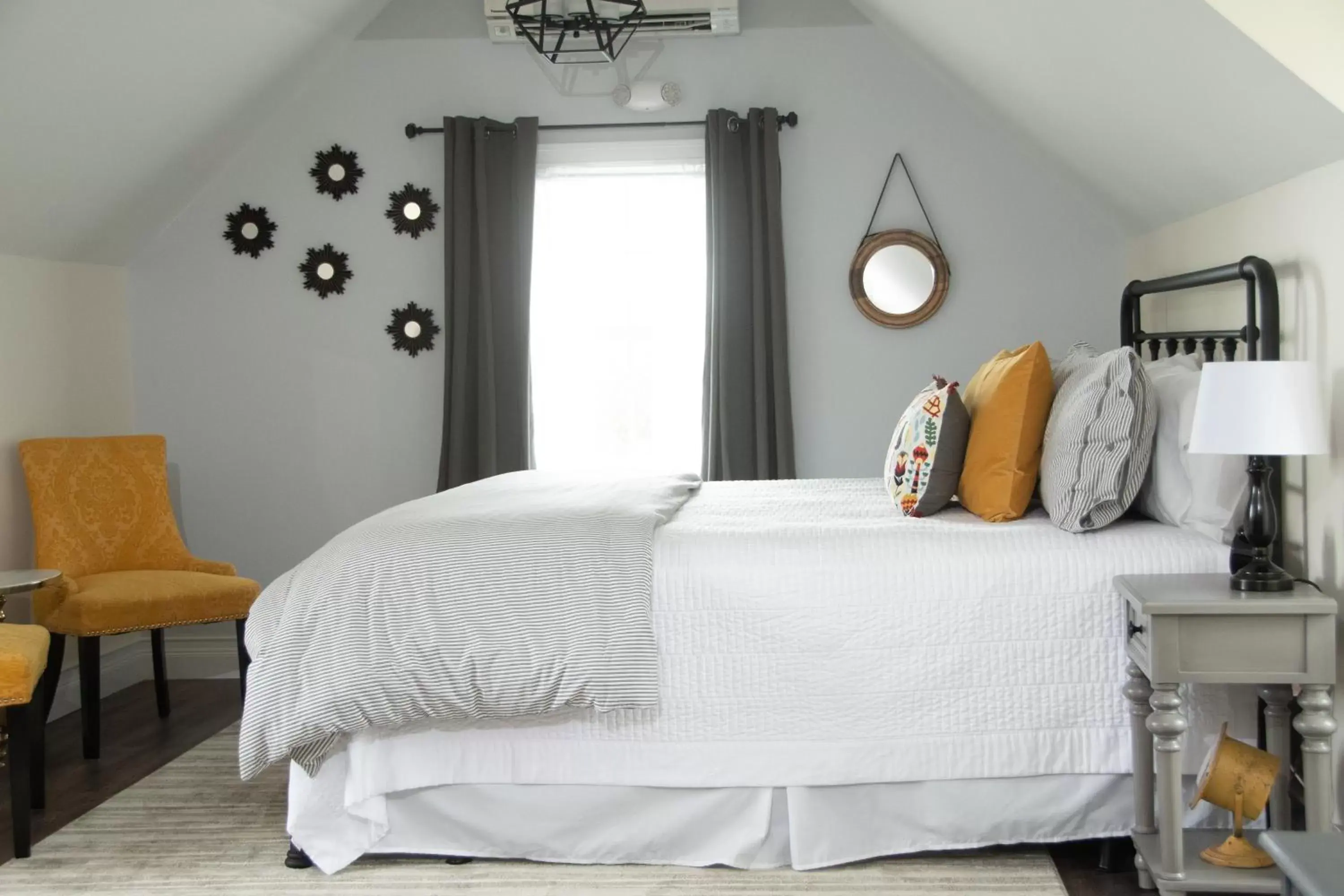 Bed in The Ocean Bay House