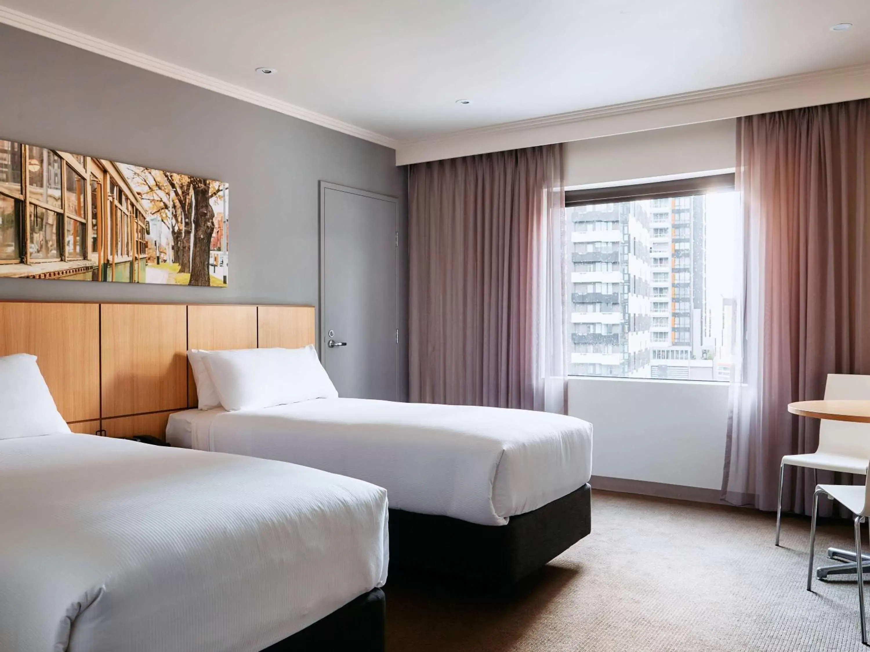 Bedroom, Bed in Mercure Melbourne Southbank