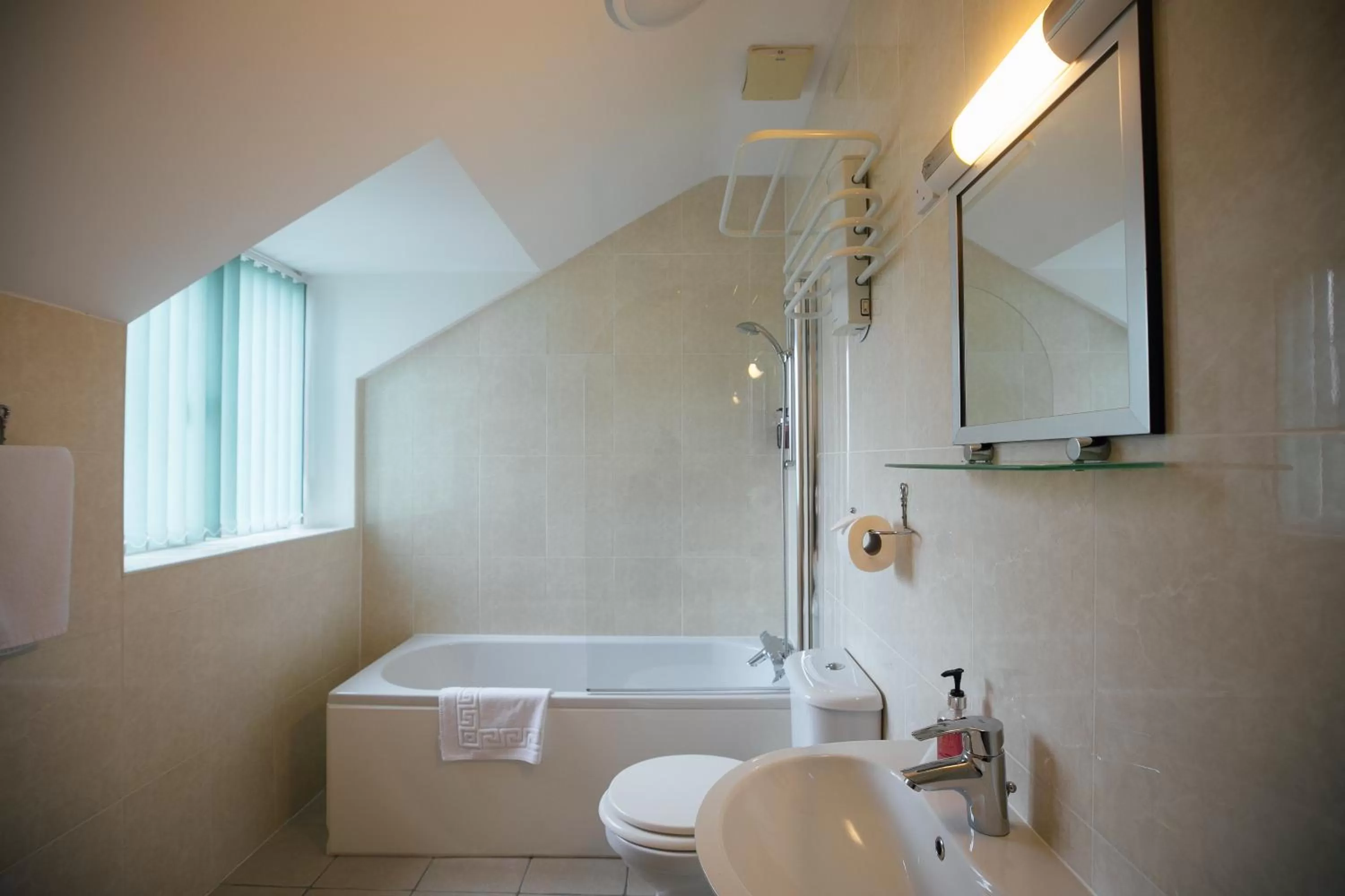 Bathroom in The Imperial Dragon Hotel