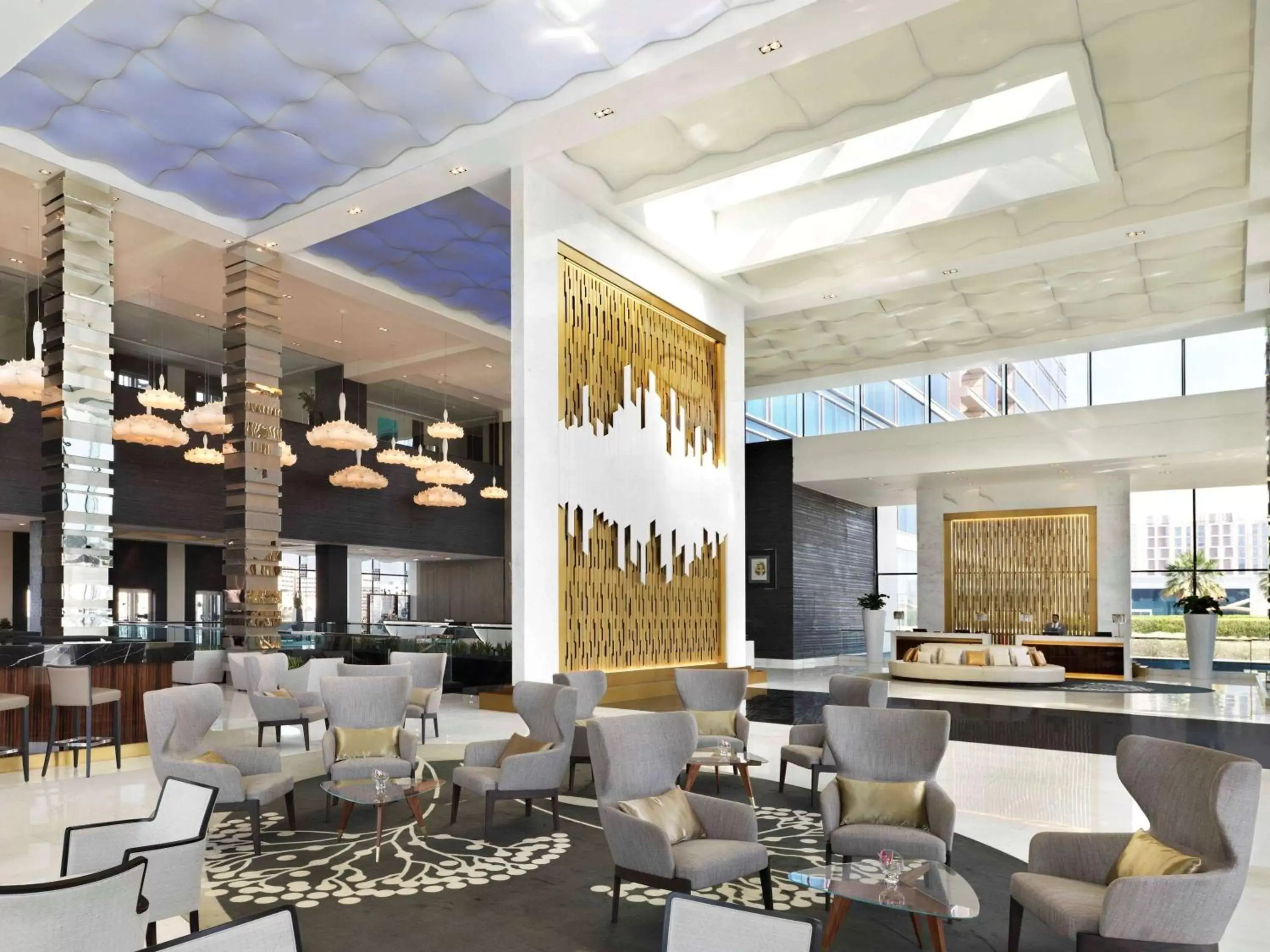 Lounge or bar, Restaurant/Places to Eat in Fairmont Bab Al Bahr